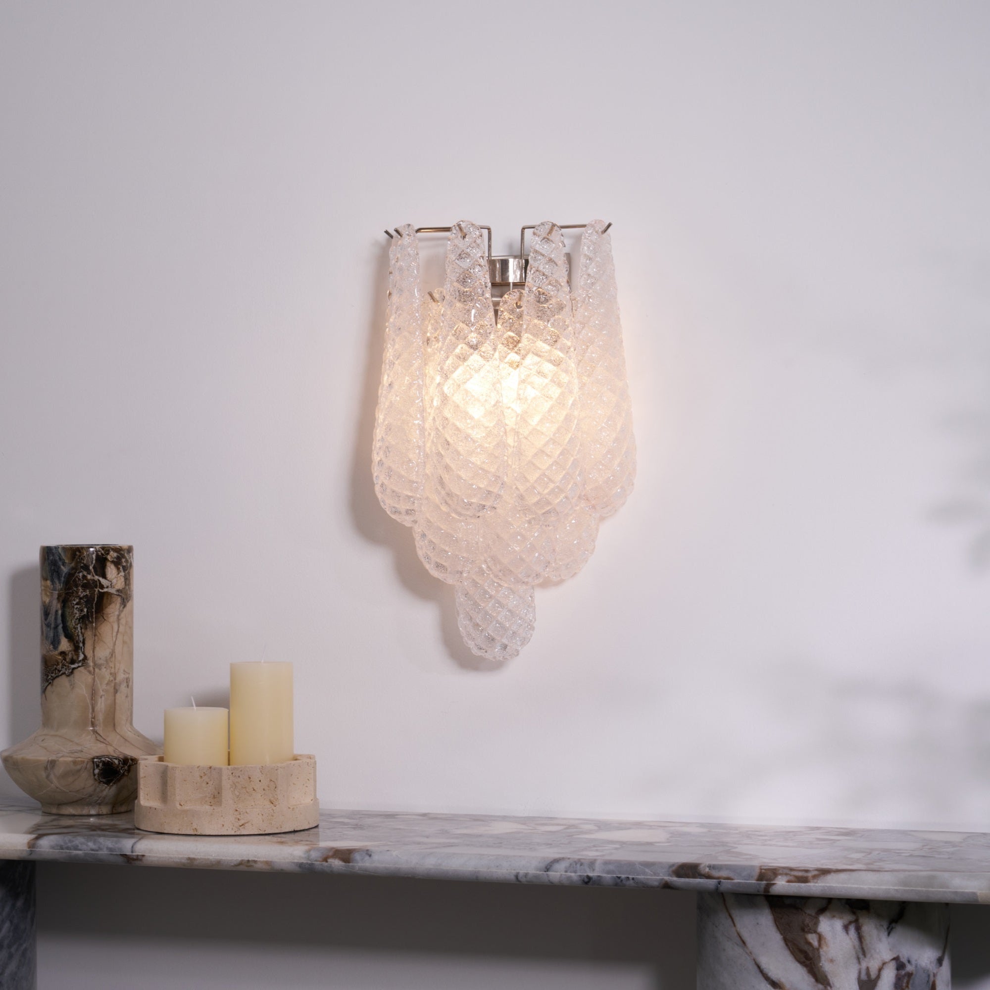 Aurora Wall Lamp Pink Teardrop Glass Floral Artistic-Neutral Decor