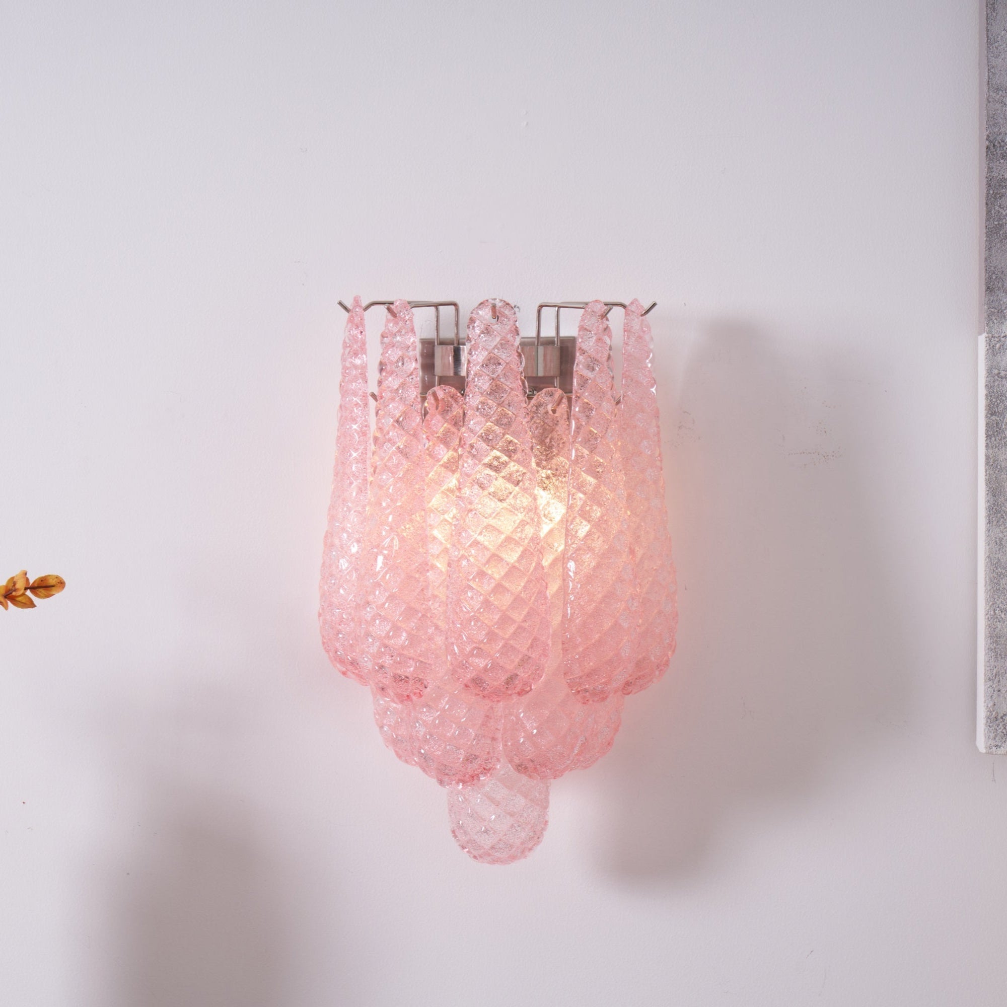 Aurora Wall Lamp Pink Teardrop Glass Floral Artistic-Neutral Decor
