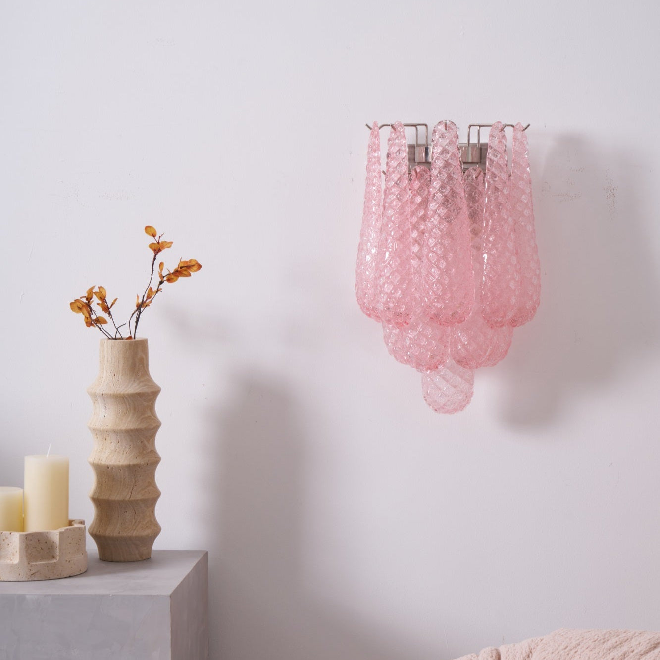 Aurora Wall Lamp Pink Teardrop Glass Floral Artistic-Neutral Decor