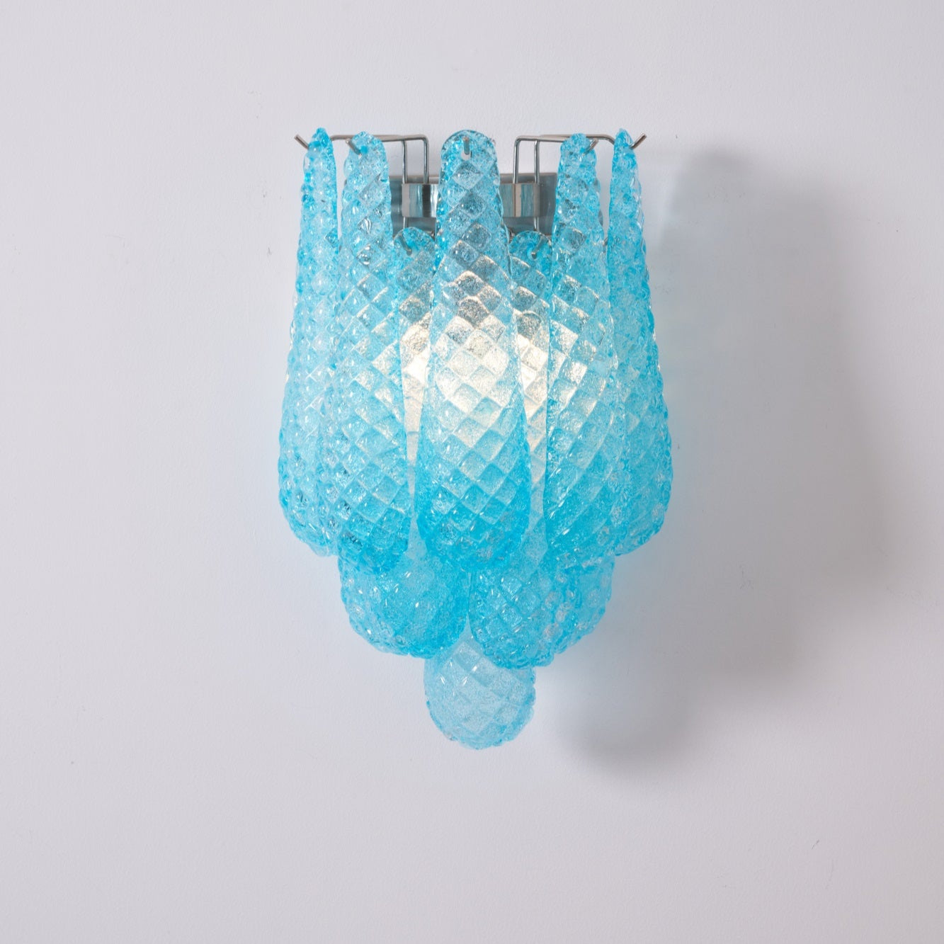 Aurora Wall Lamp Pink Teardrop Glass Floral Artistic-Neutral Decor