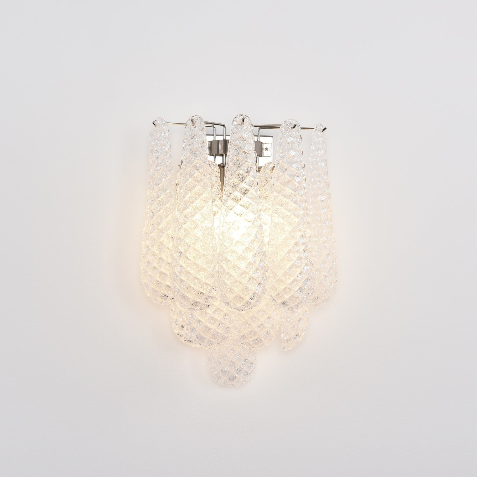 Aurora Wall Lamp Pink Teardrop Glass Floral Artistic-Neutral Decor