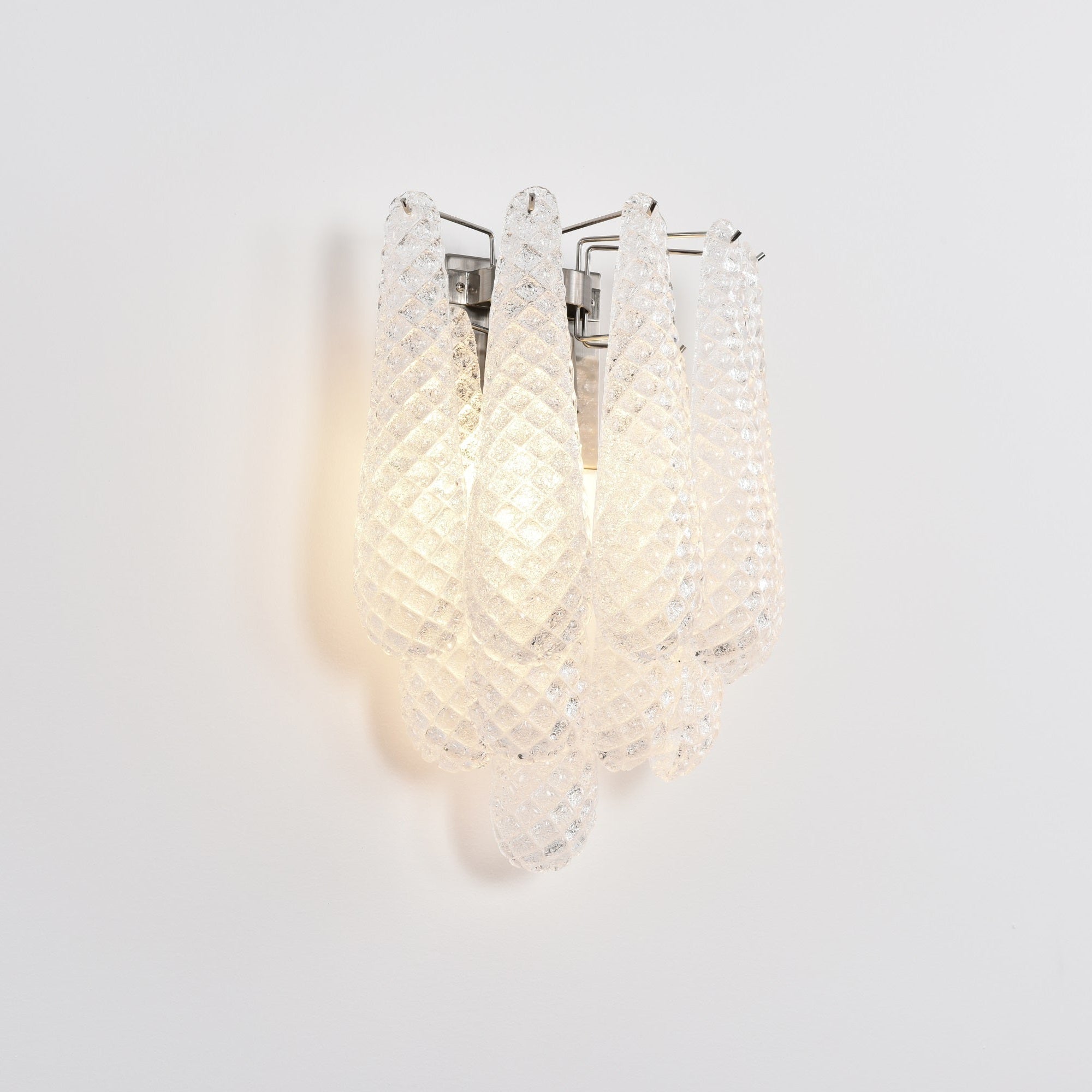 Aurora Wall Lamp Pink Teardrop Glass Floral Artistic-Neutral Decor