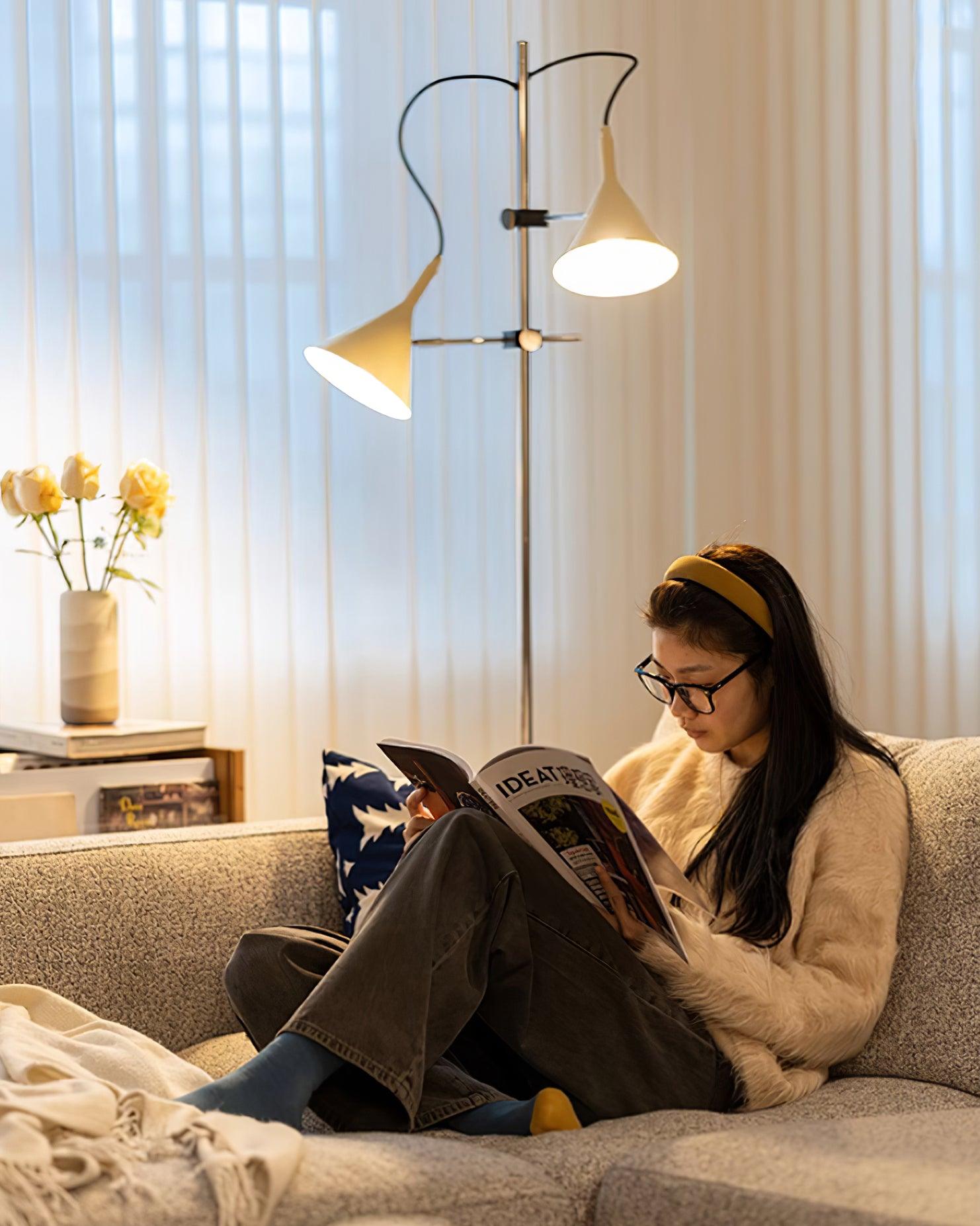 Elys Modern Floor Lamp-Neutral Decor