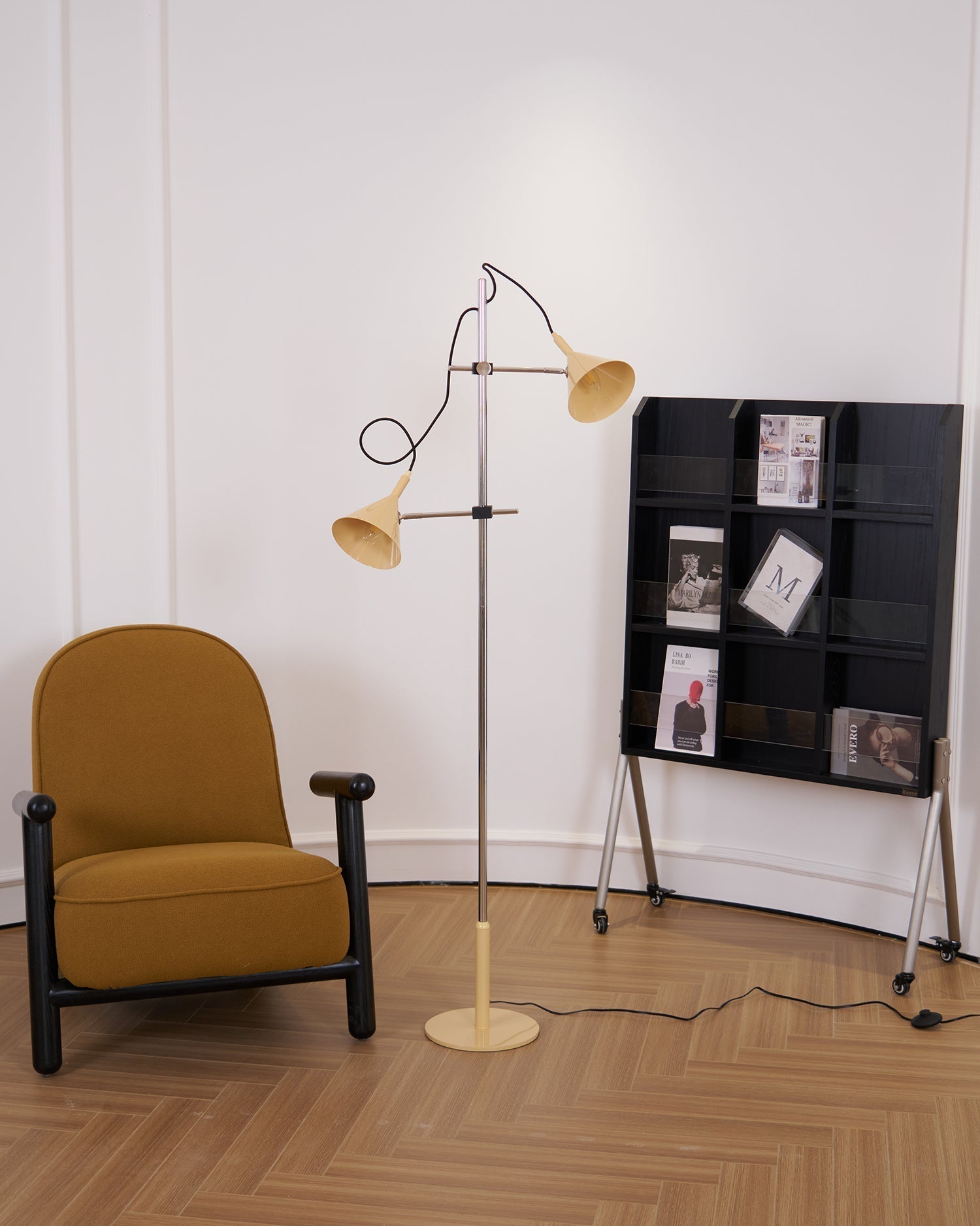Laiton Floor Lamp