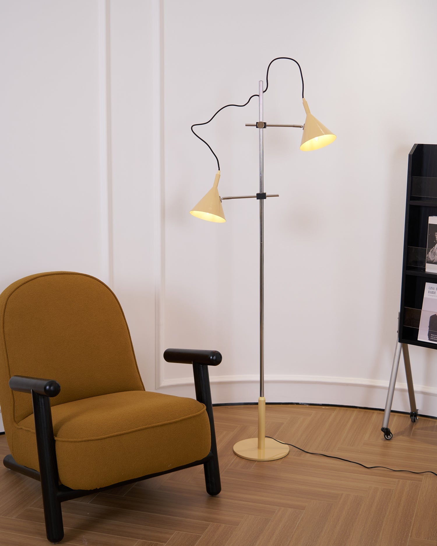 Laiton Floor Lamp
