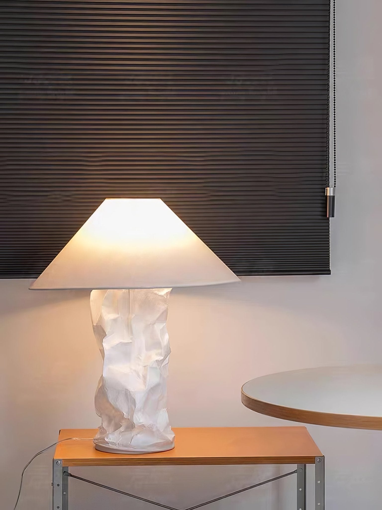 Lalemu Paper Artistic Table Lamp-Neutral Decor