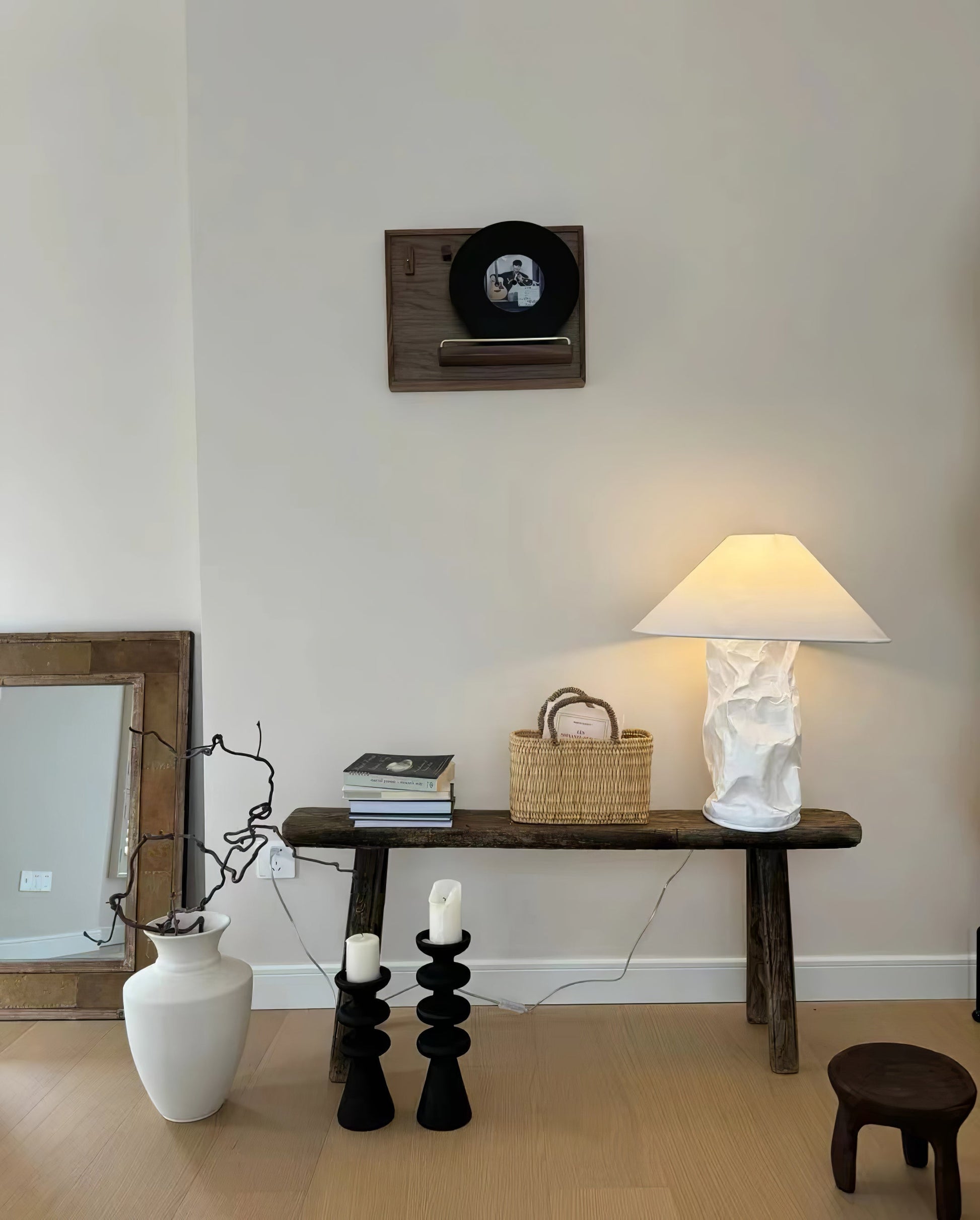 Lalemu Paper Artistic Table Lamp-Neutral Decor