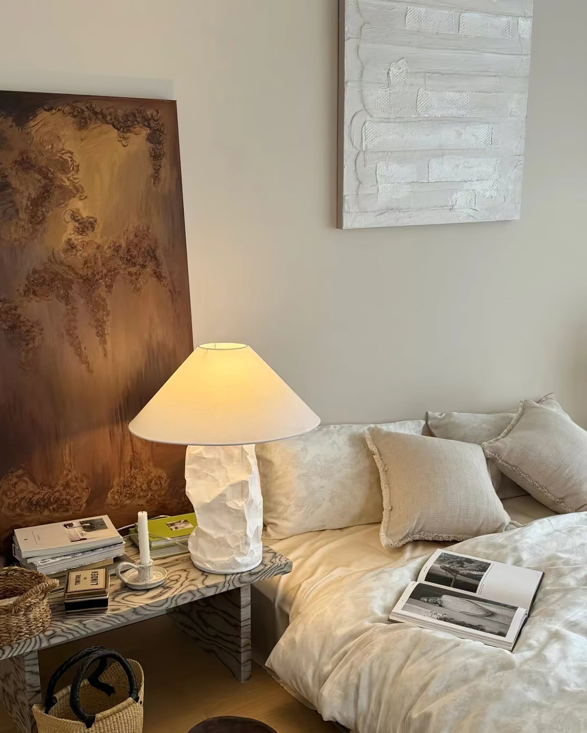 Lalemu Paper Artistic Table Lamp-Neutral Decor