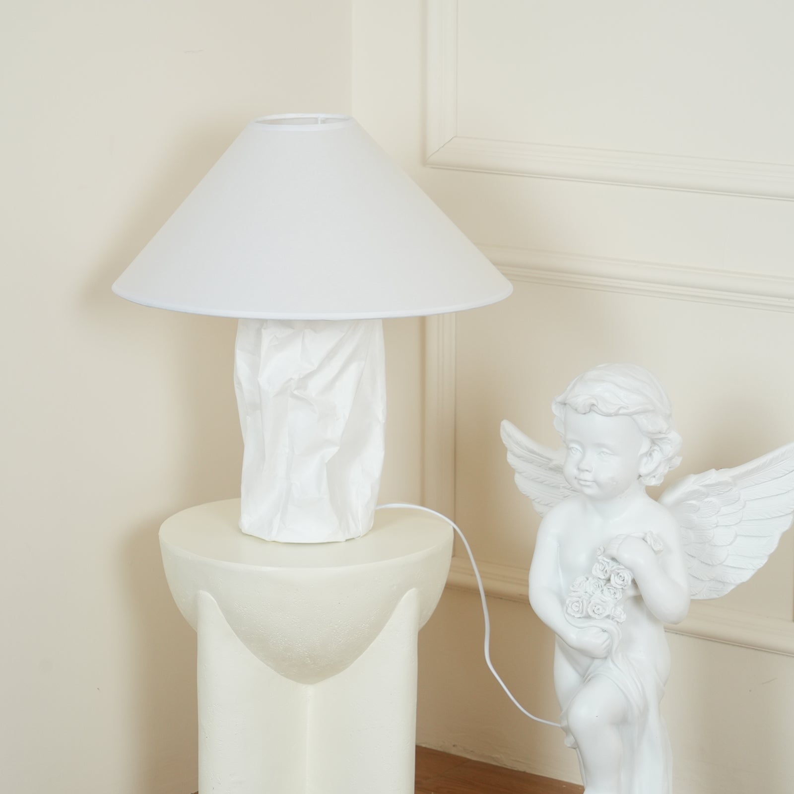 Lalemu Paper Artistic Table Lamp-Neutral Decor