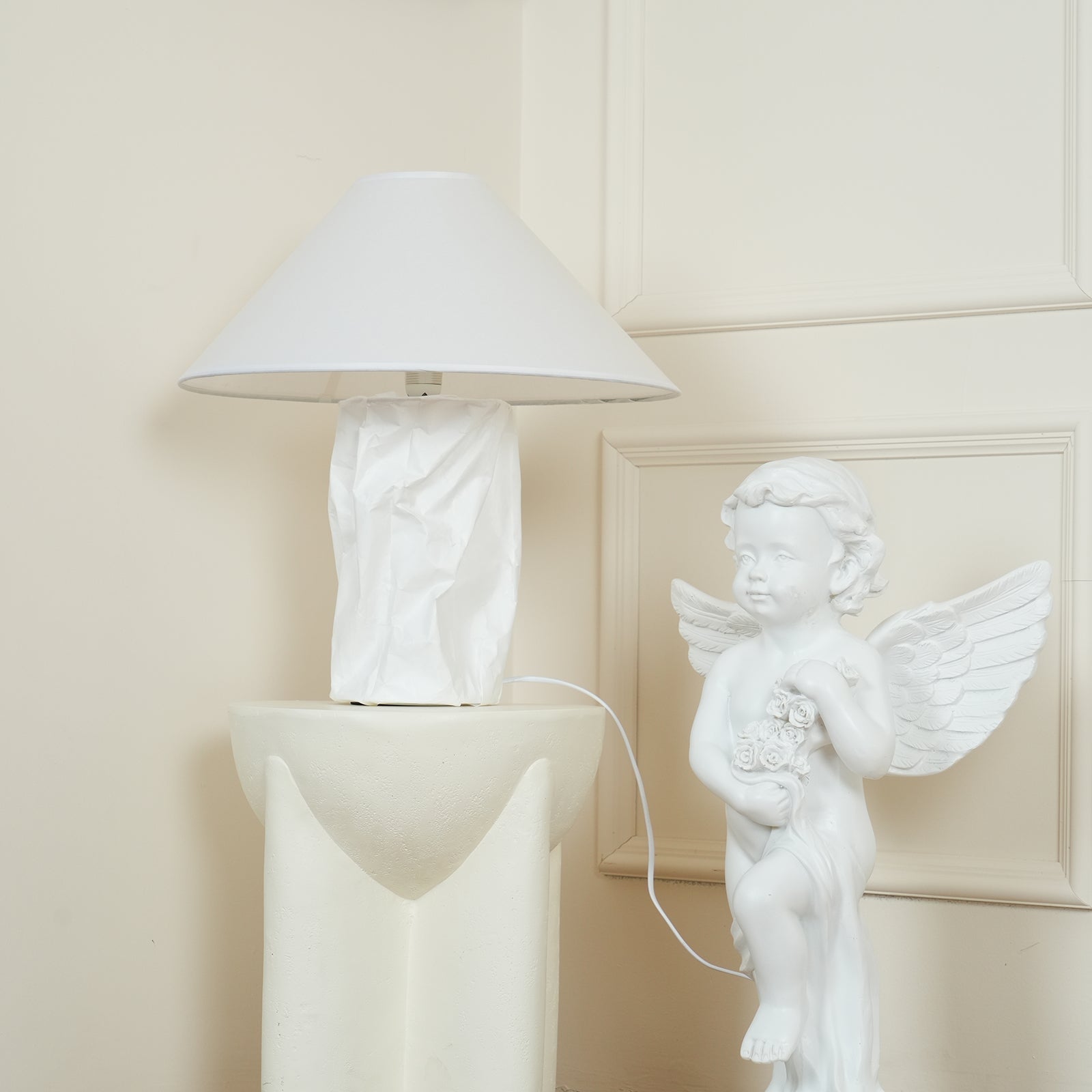 Lalemu Paper Artistic Table Lamp-Neutral Decor
