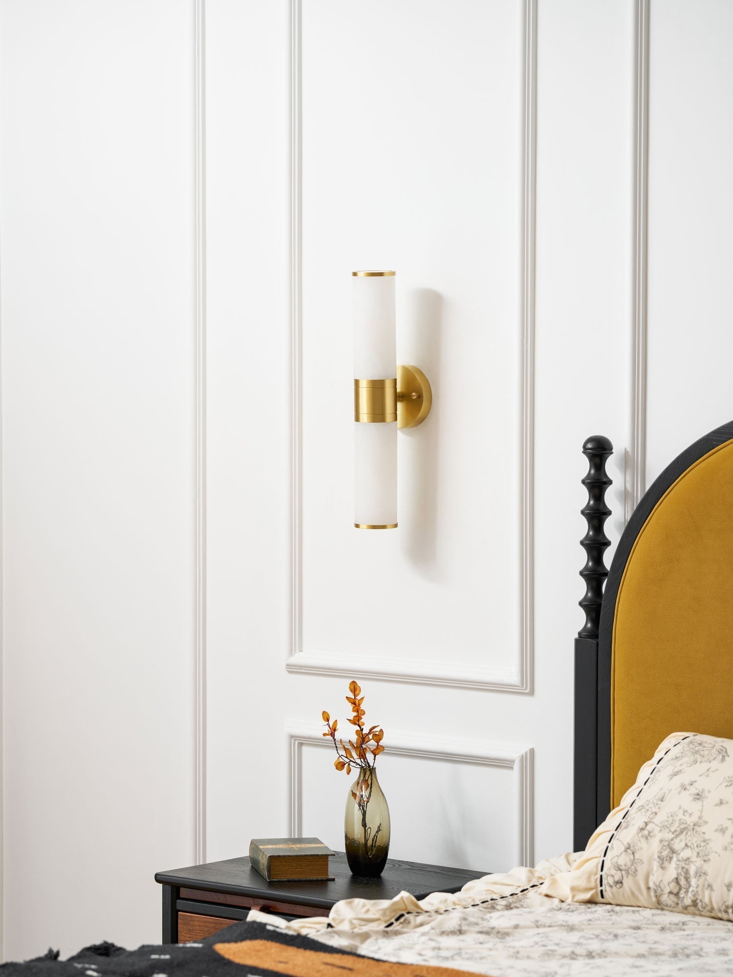 Tira Minimalist Alabaster Wall Lamp-Neutral Decor