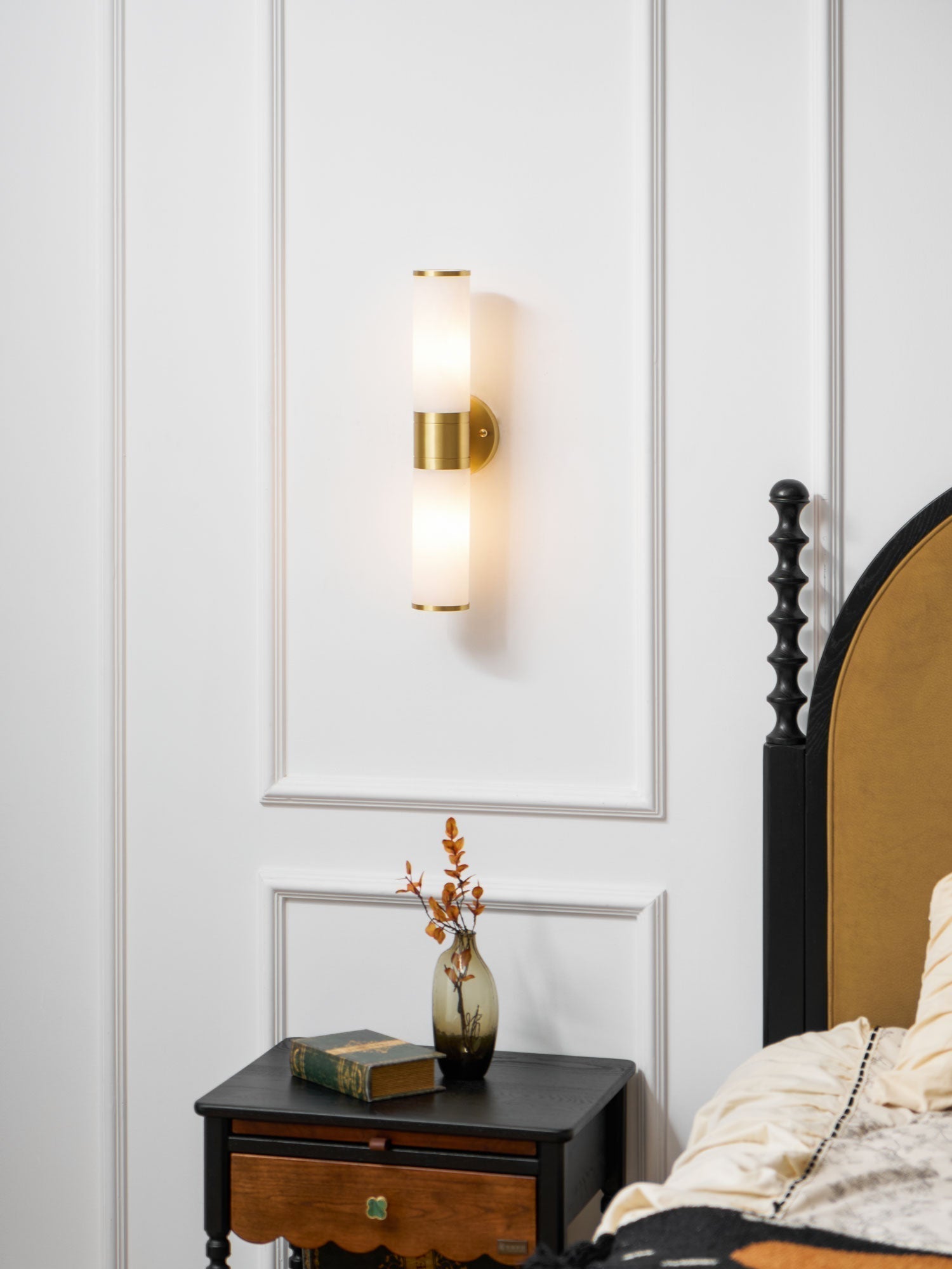 Tira Minimalist Alabaster Wall Lamp-Neutral Decor