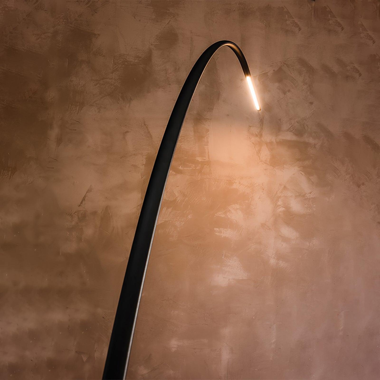 Aurmaril Sculptural Floor Lamp-Neutral Decor