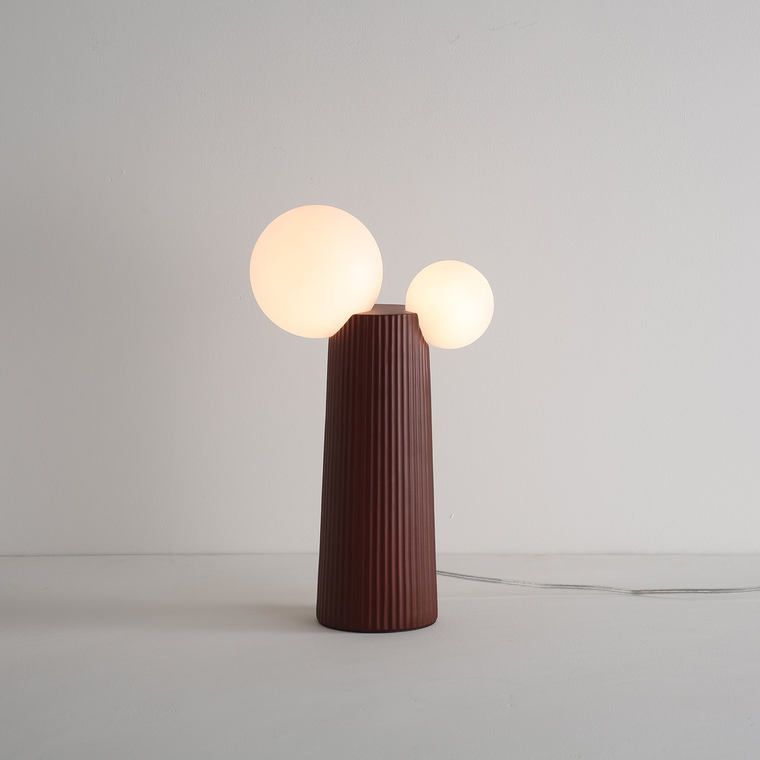 Zenithre Resin Plastic Table Lamp-Neutral Decor