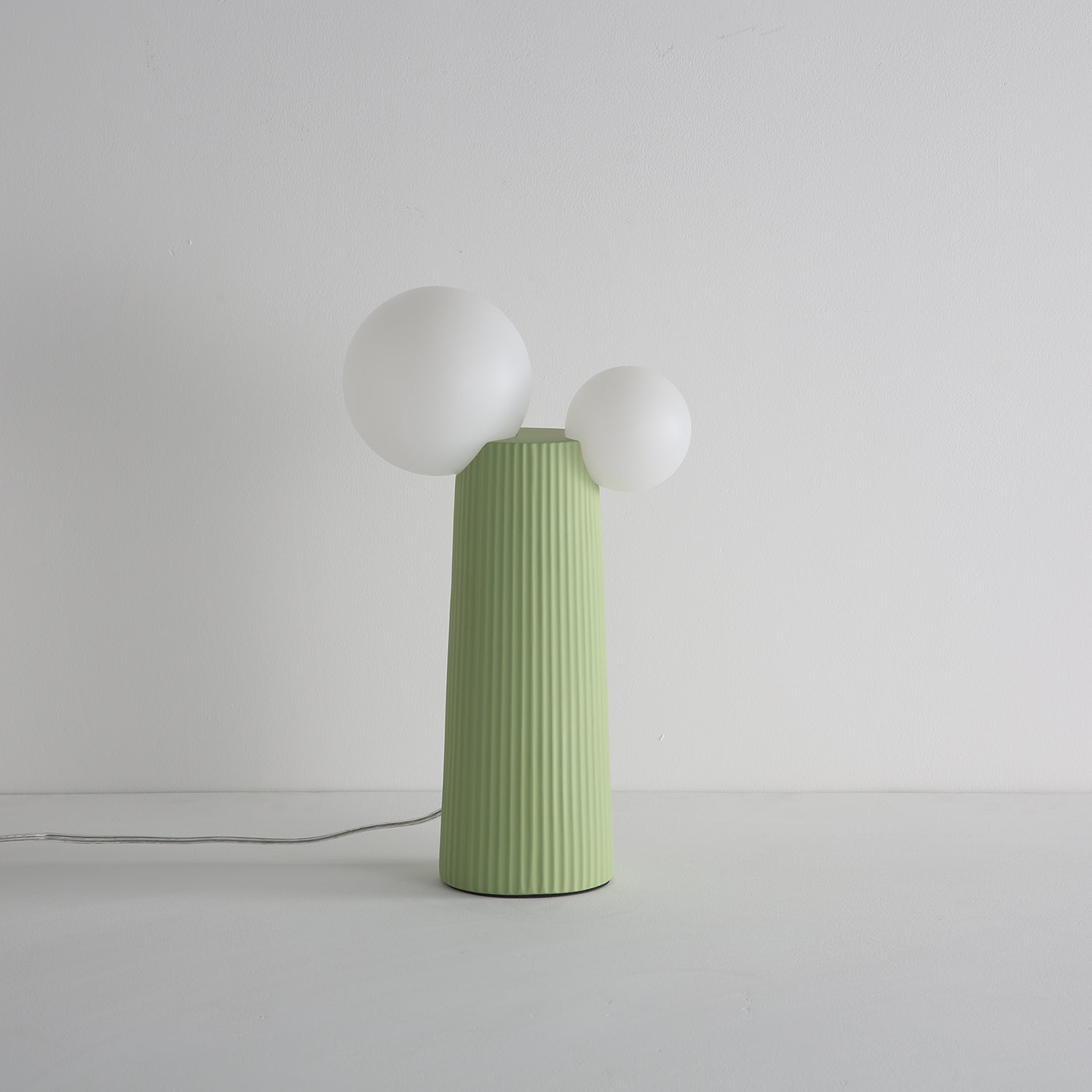 Zenithre Resin Plastic Table Lamp-Neutral Decor
