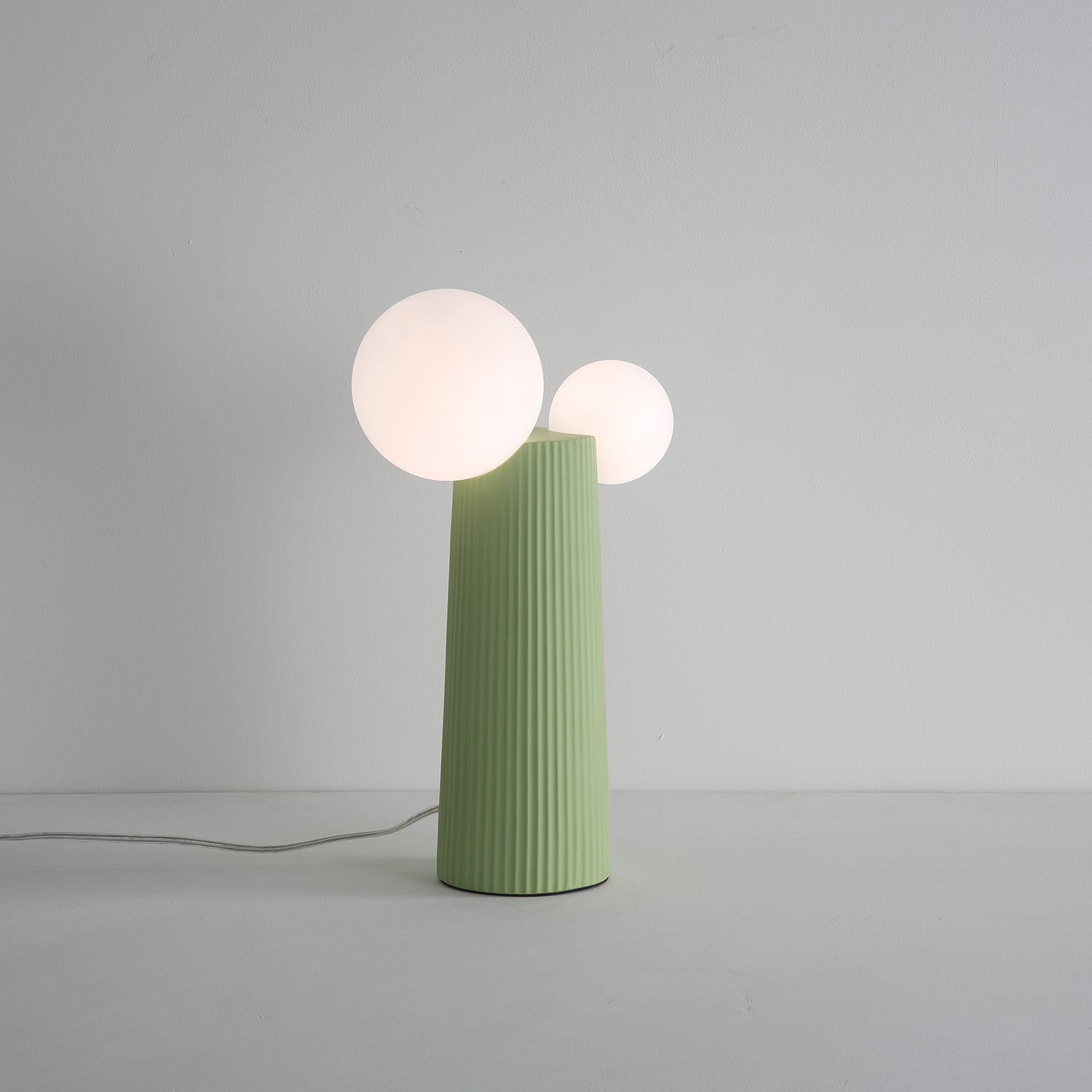 Zenithre Resin Plastic Table Lamp-Neutral Decor