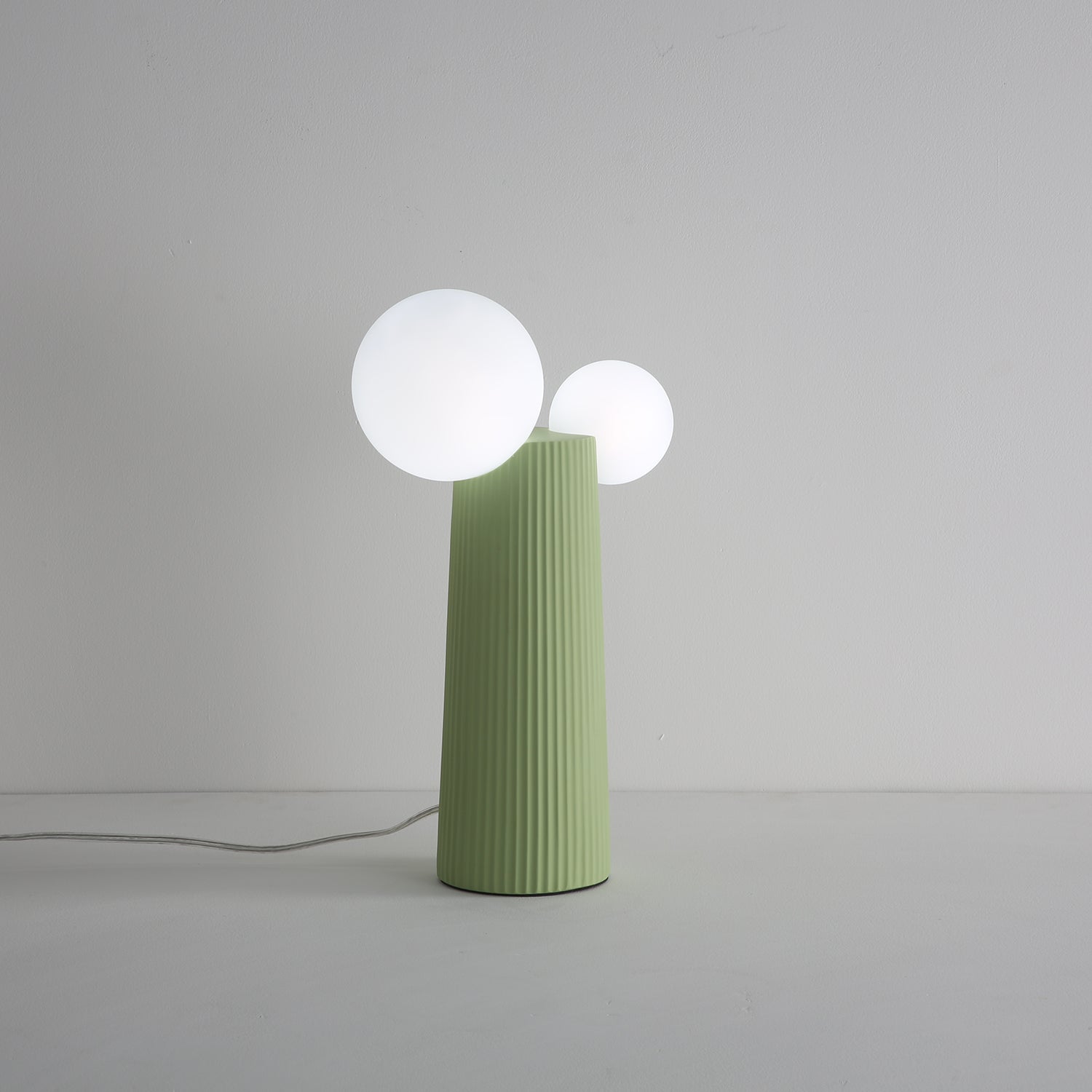 Zenithre Resin Plastic Table Lamp-Neutral Decor