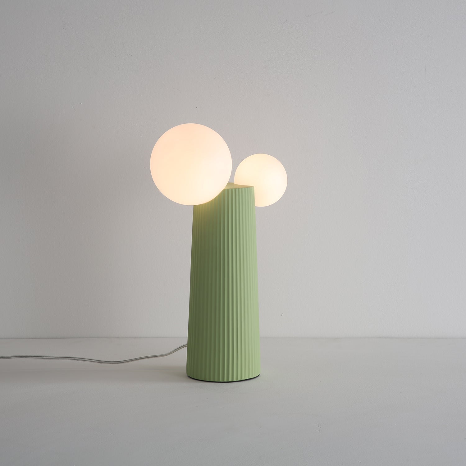 Zenithre Resin Plastic Table Lamp-Neutral Decor