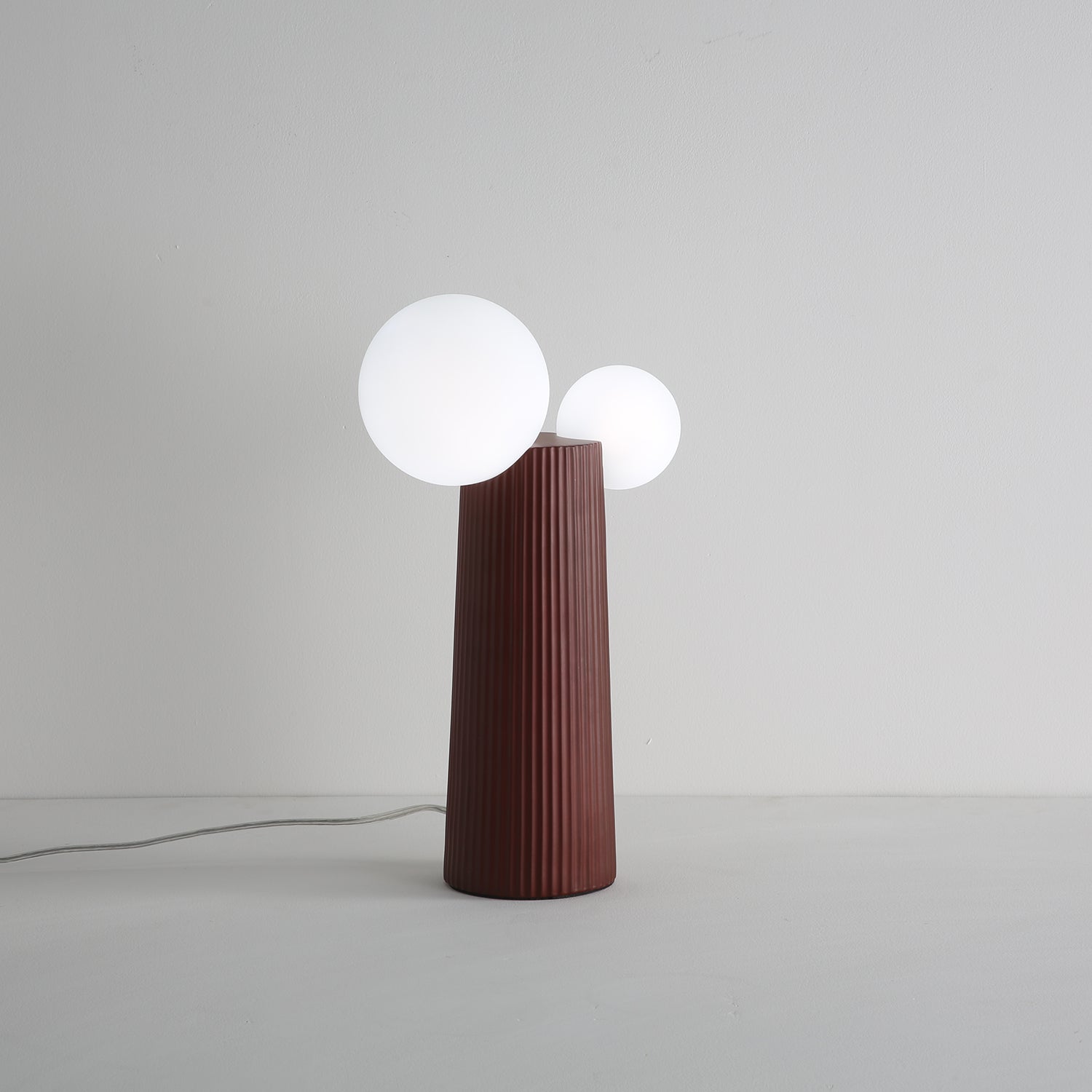 Zenithre Resin Plastic Table Lamp-Neutral Decor