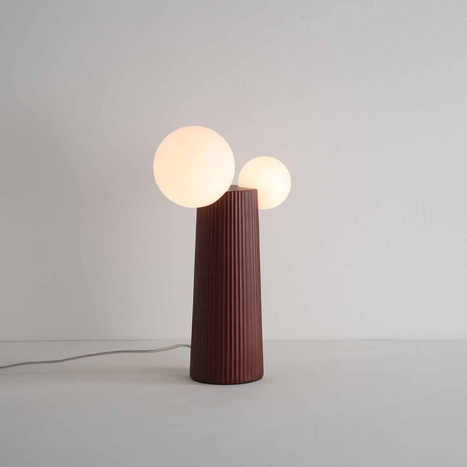 Zenithre Resin Plastic Table Lamp-Neutral Decor