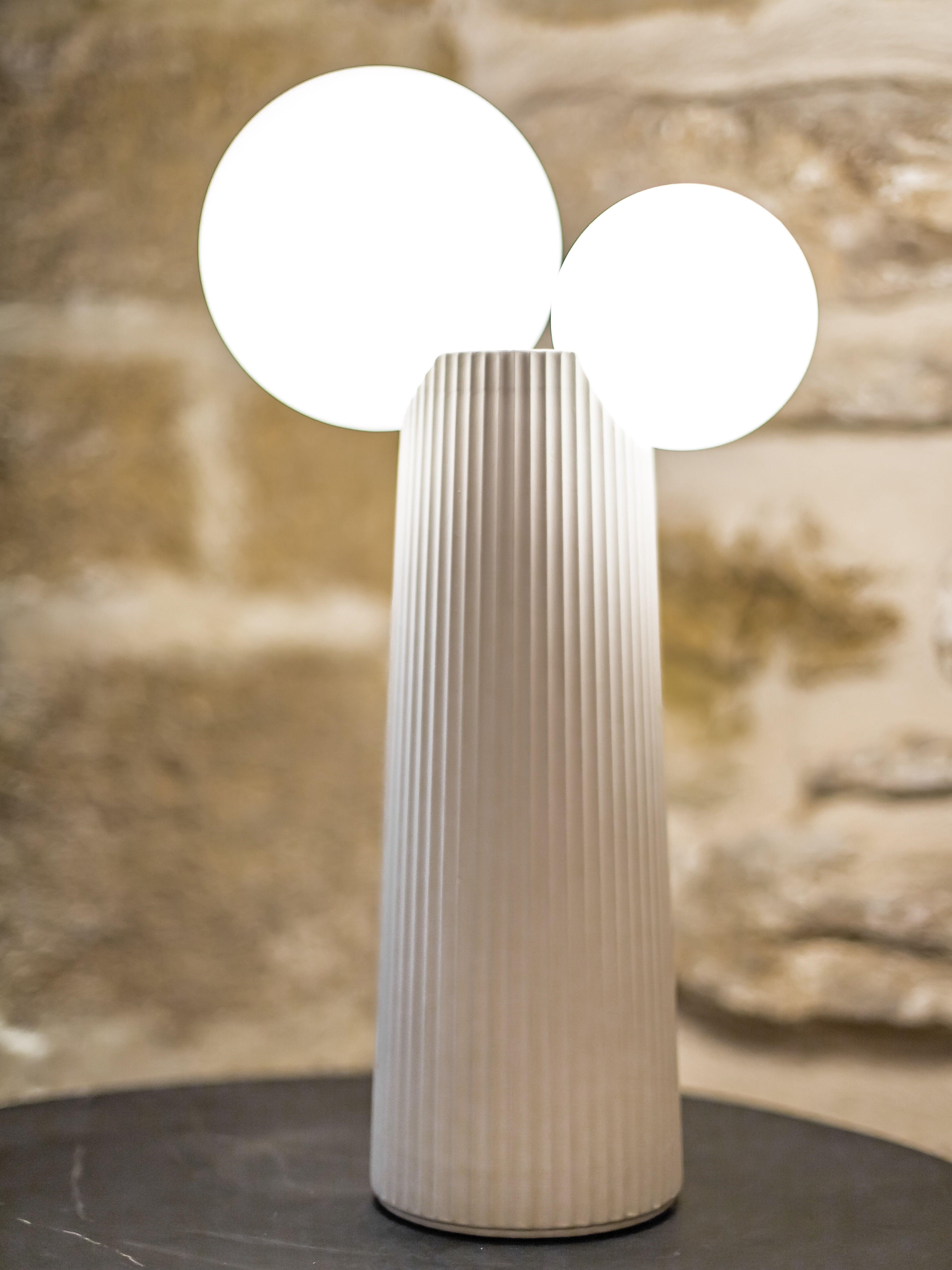 Leander Table Lamp