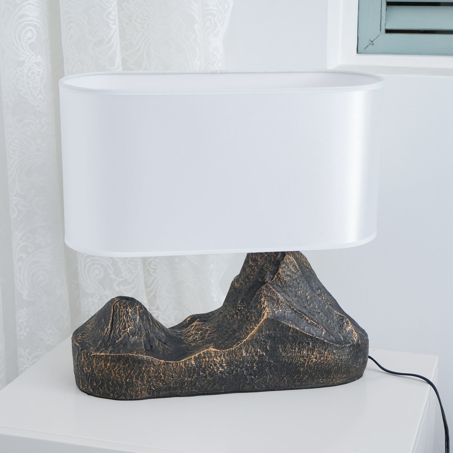Della Natural Resin Table Lamp-Neutral Decor