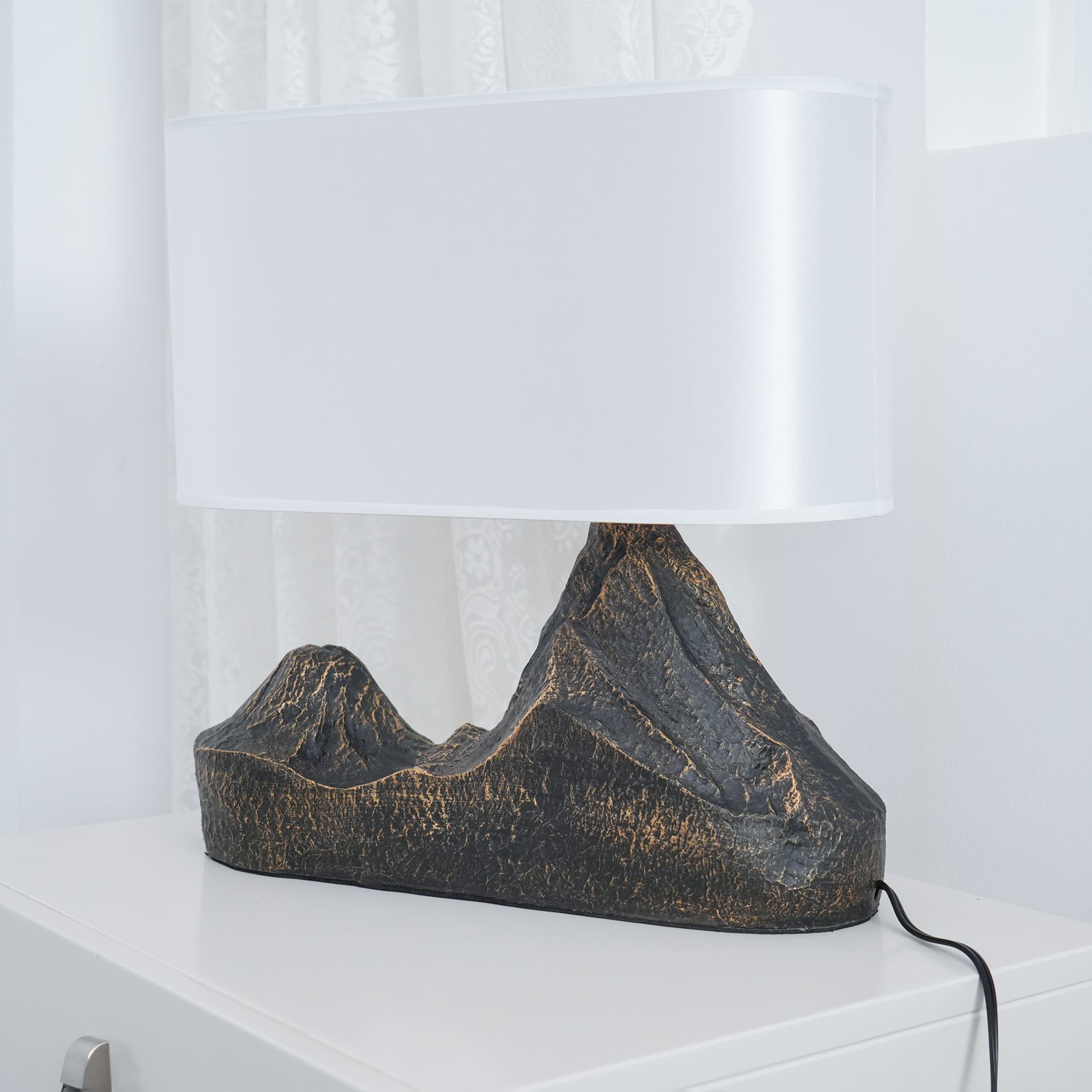 Della Natural Resin Table Lamp-Neutral Decor