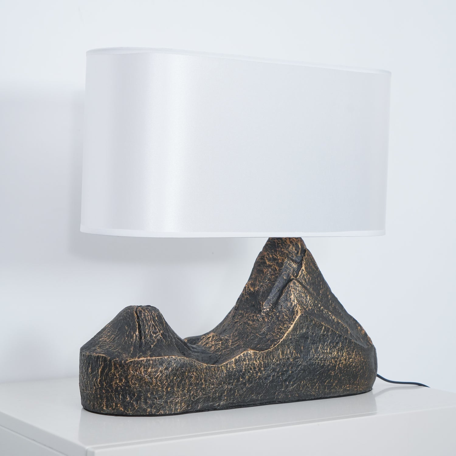 Della Natural Resin Table Lamp-Neutral Decor