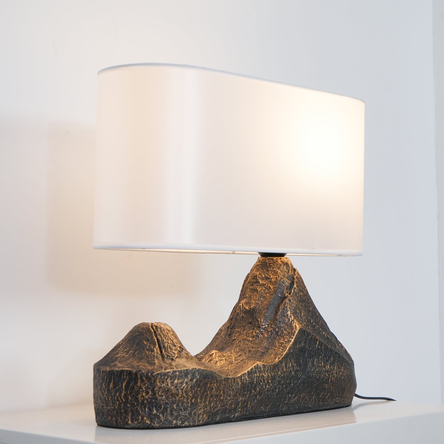 Della Natural Resin Table Lamp-Neutral Decor