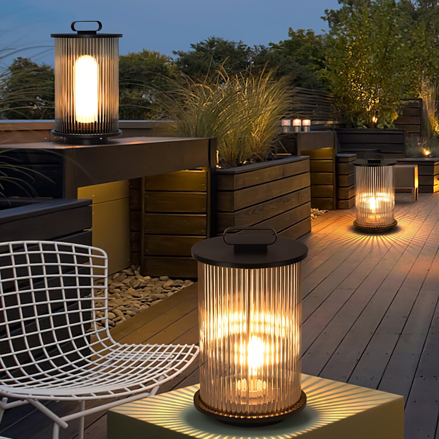 Aqur Modern Outdoor Light-Neutral Decor