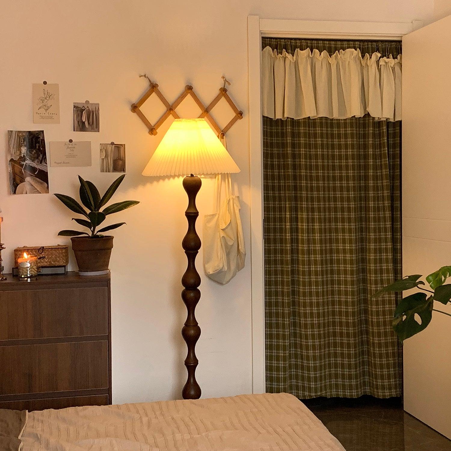 Turner Floor Lamp
