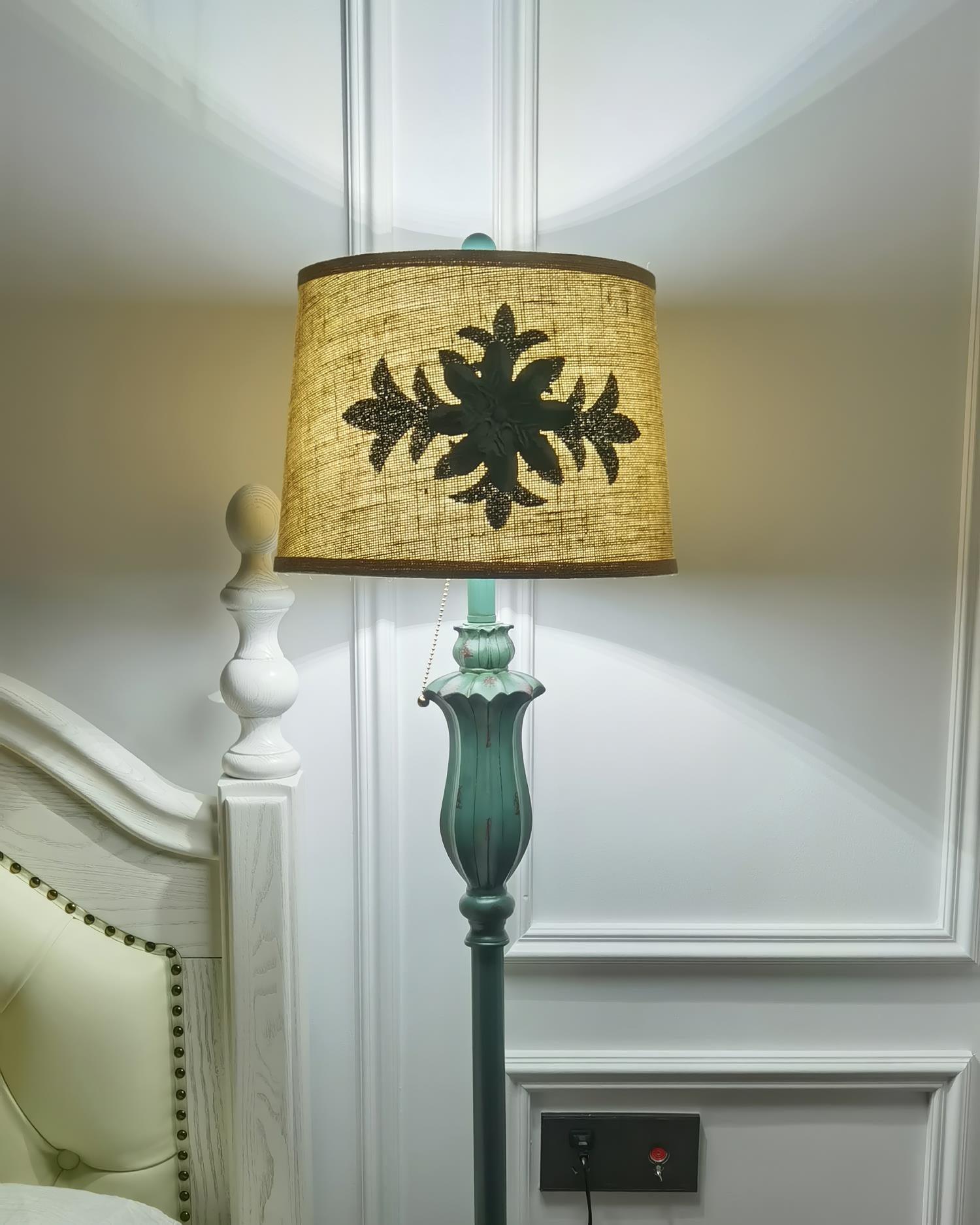 Lominex Vintage Resin Floor Lamp-Neutral Decor