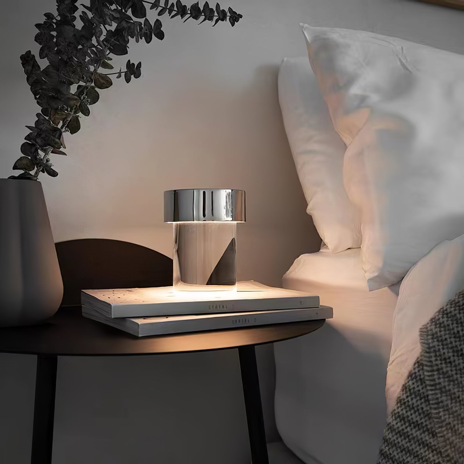 Pryden Minimalist Table Lamp-Neutral Decor