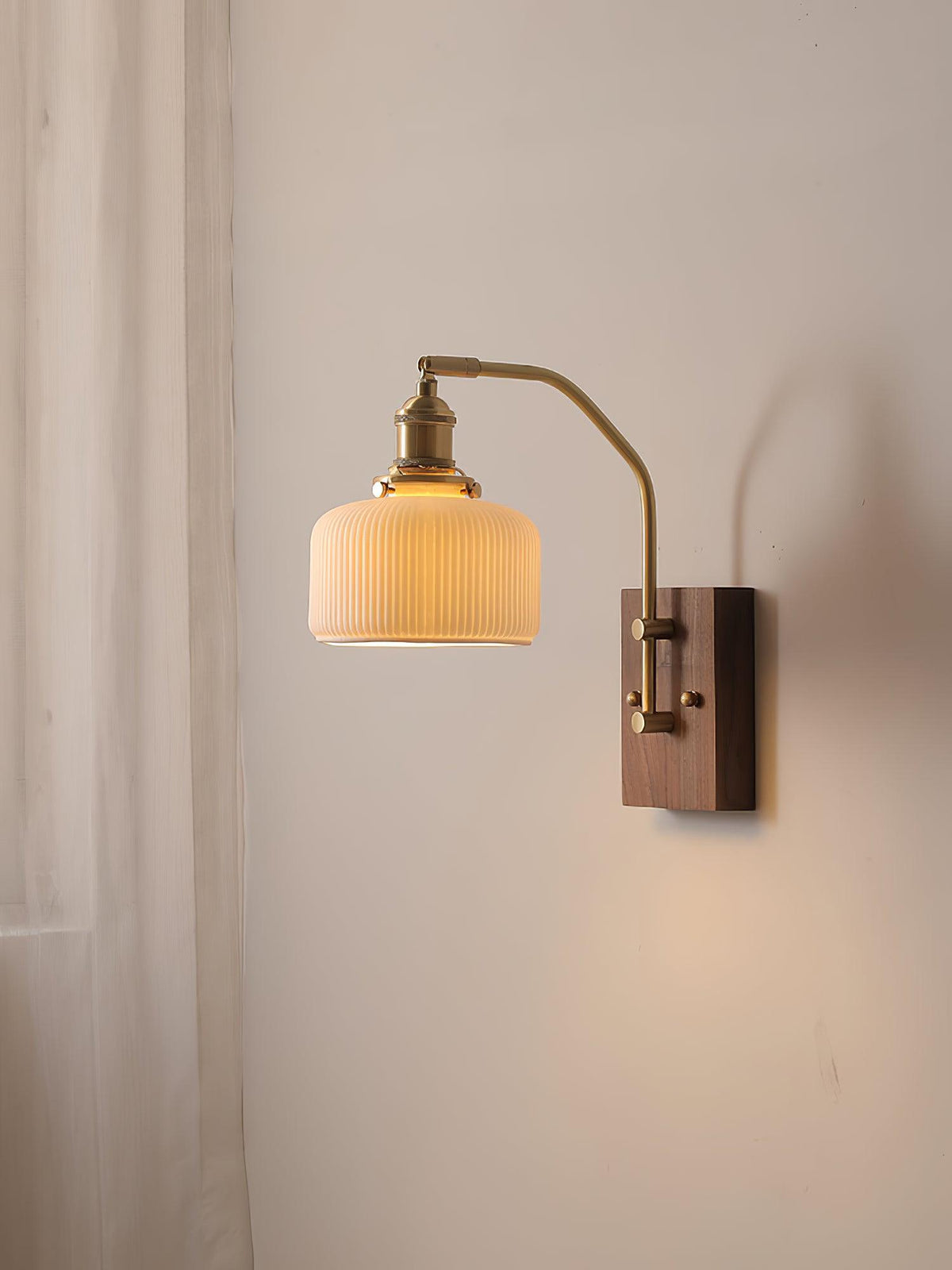Laura Wood Wall Lamp