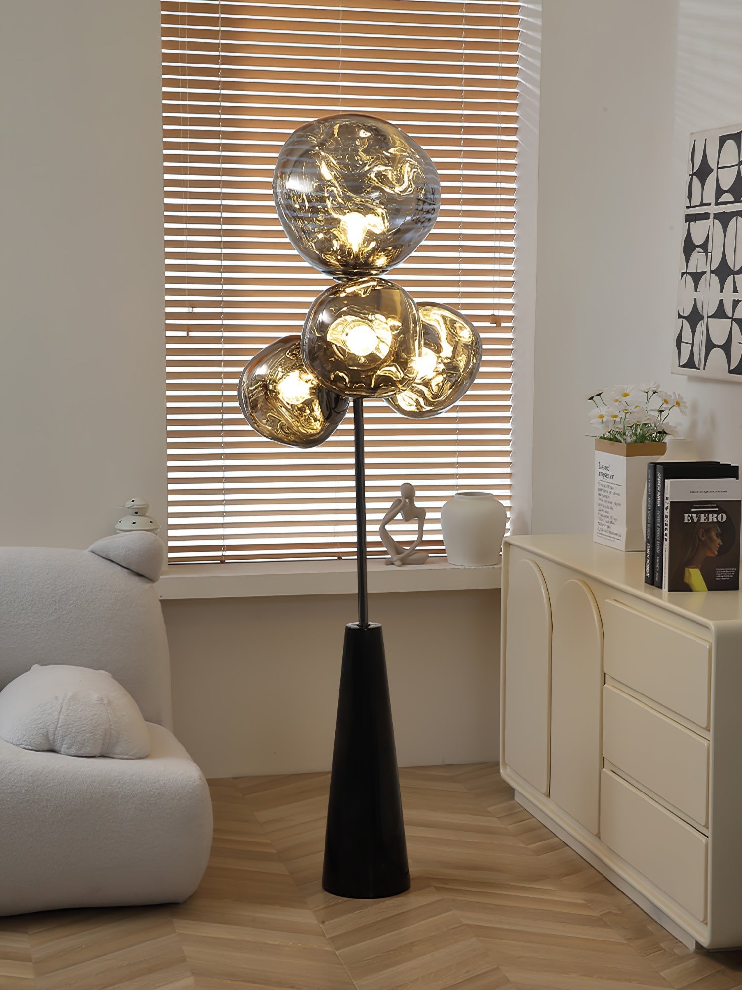 Viri Modern Marble Floor Lamp-Neutral Decor