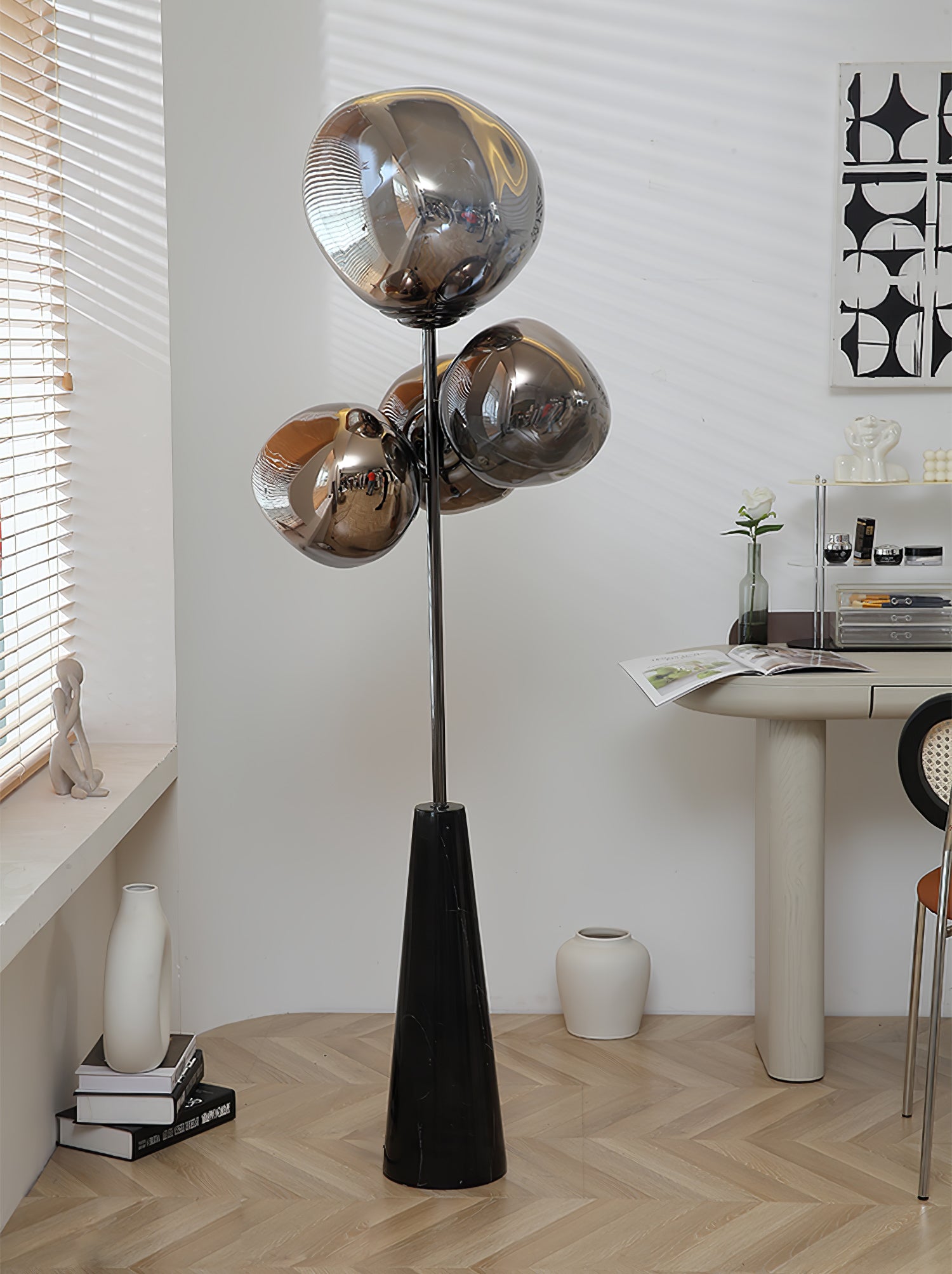 Viri Modern Marble Floor Lamp-Neutral Decor