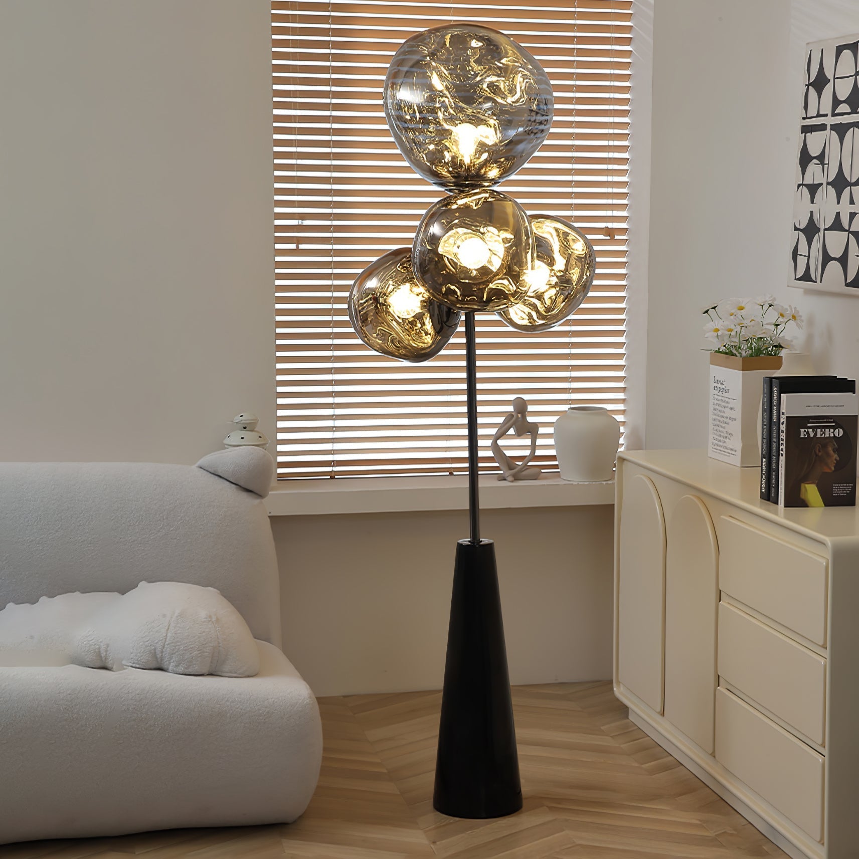Viri Modern Marble Floor Lamp-Neutral Decor