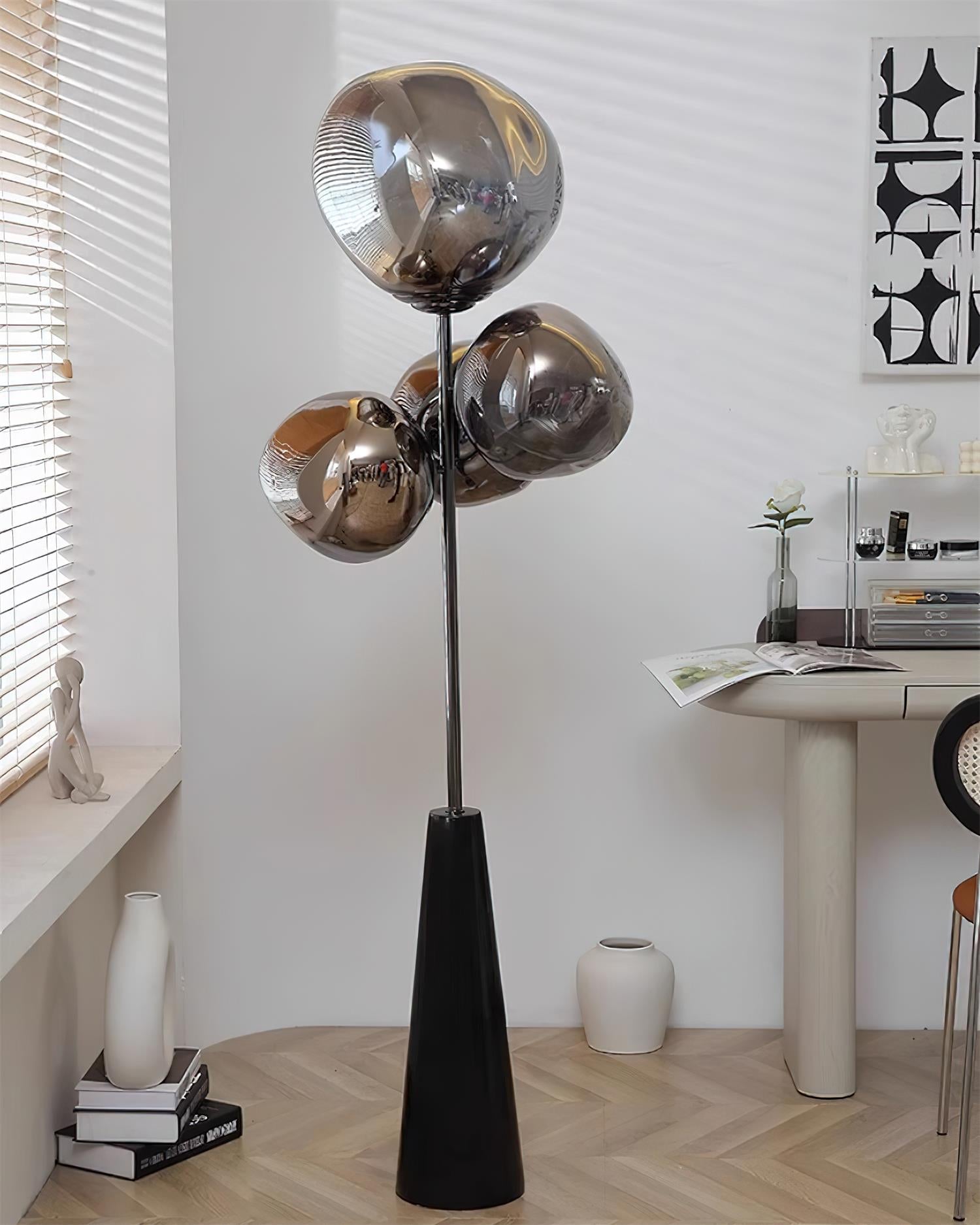 Stellan Floor Lamp