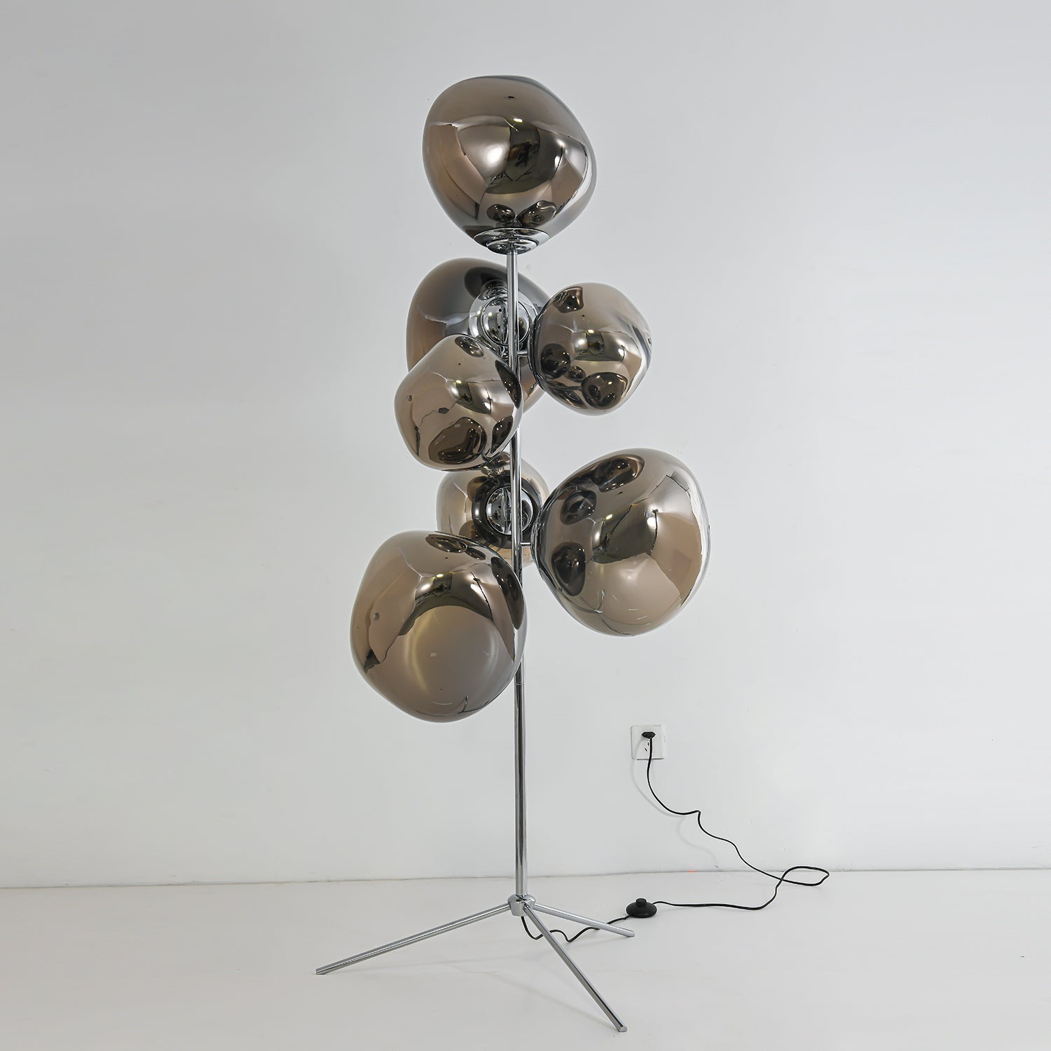 Aurelio Floor Lamp