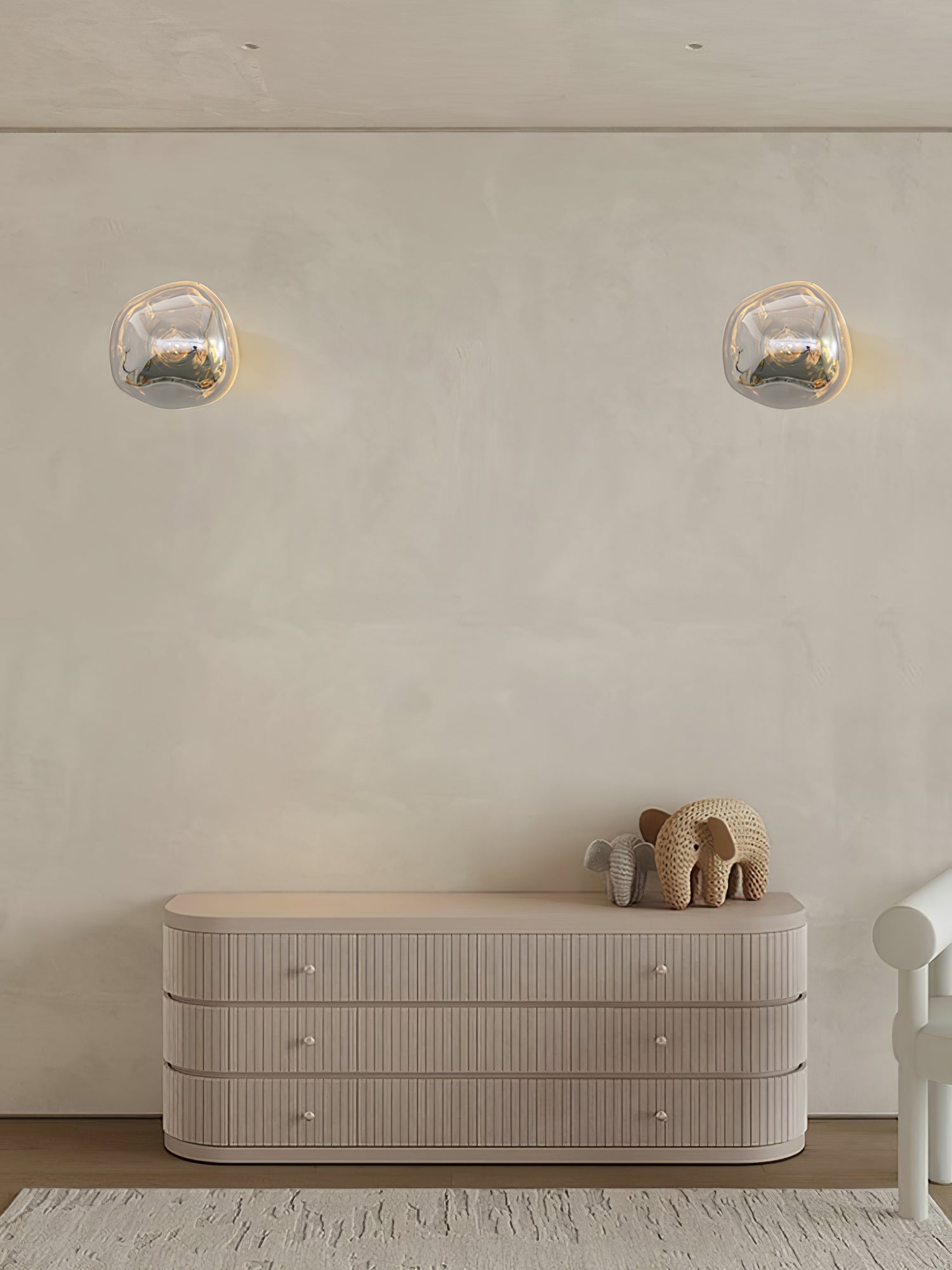 Leni Amber Glass Wall Lamp-Neutral Decor