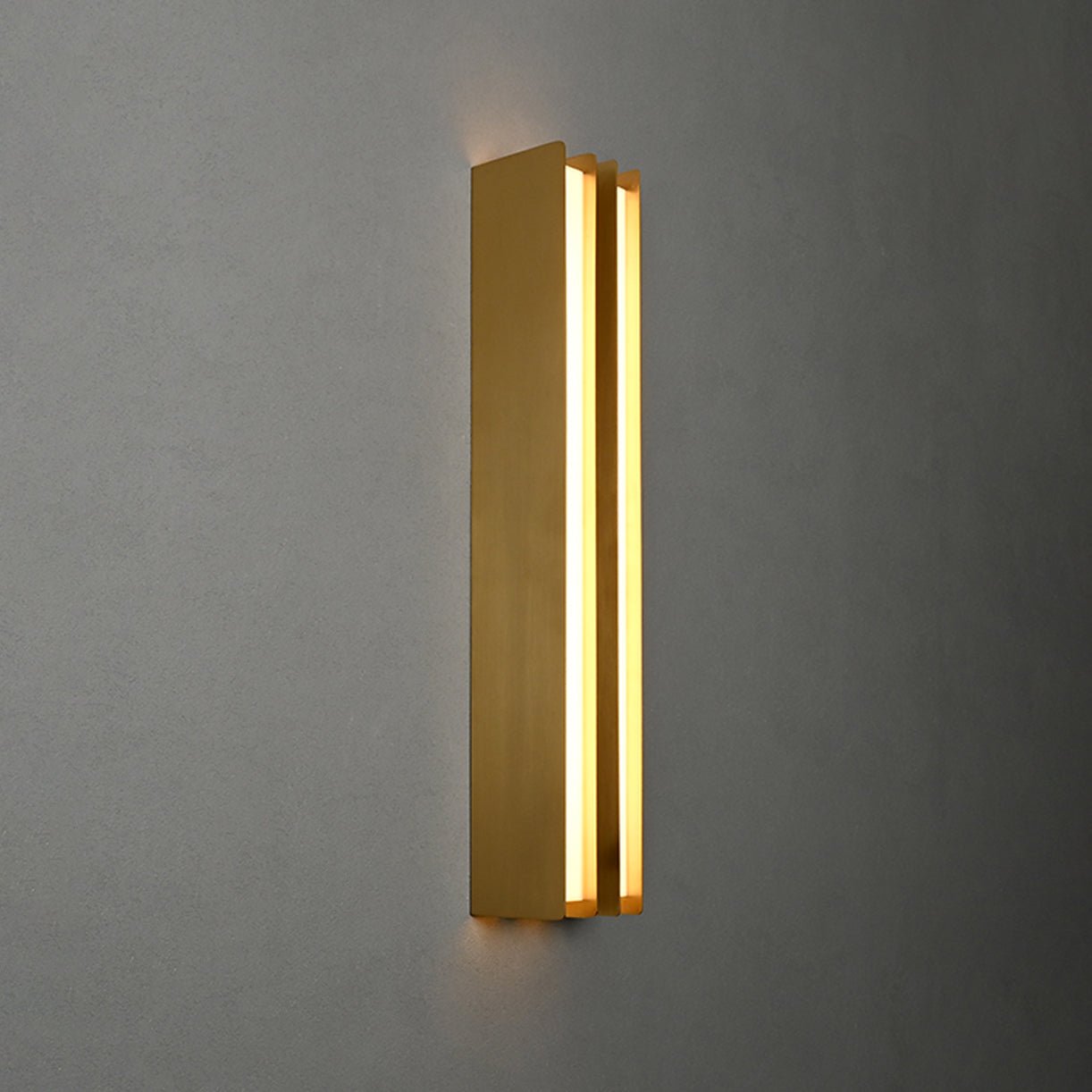 Vincent Minimalist Brass Layered Blade Sconce-Neutral Decor