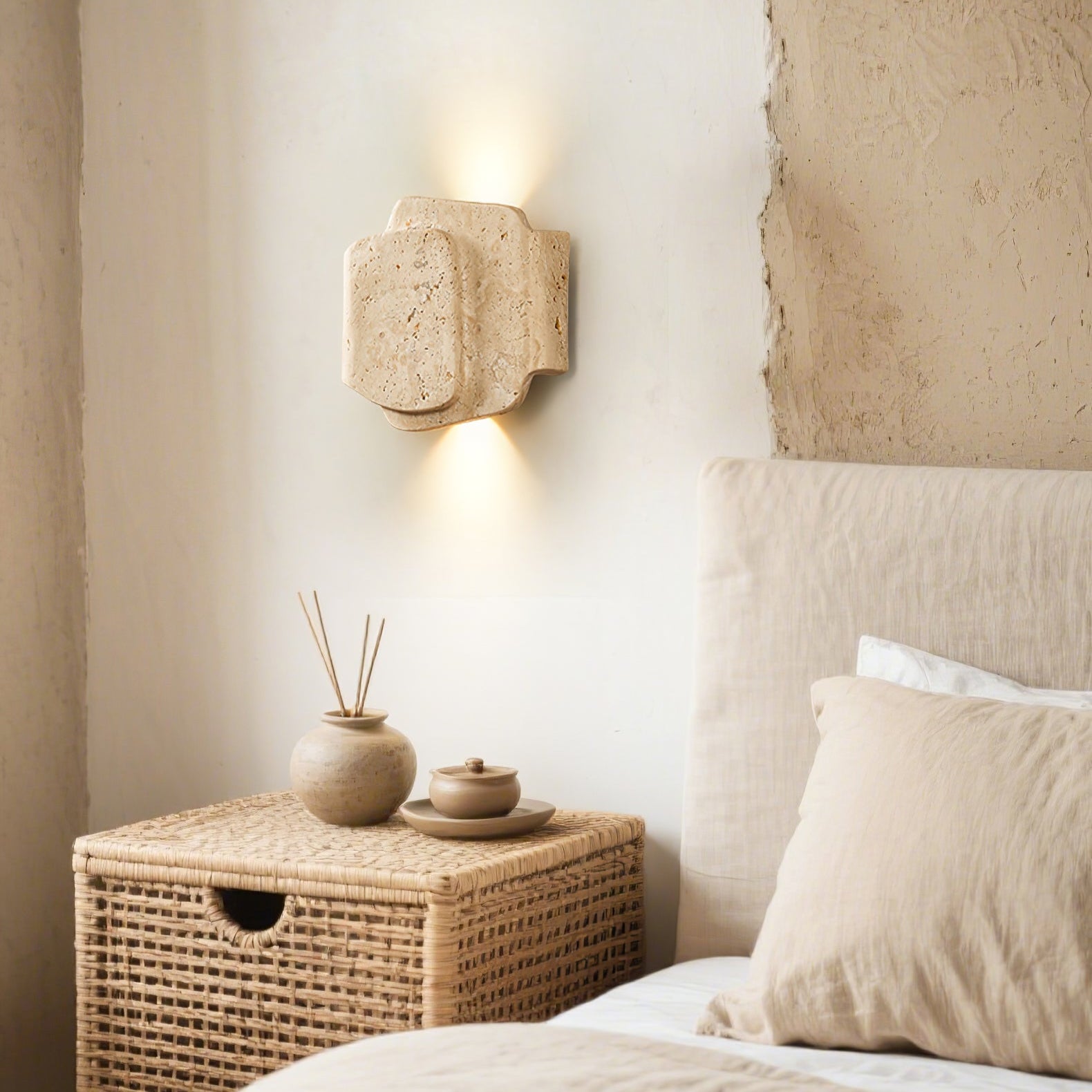 Qirven Travertine Wall Light-Neutral Decor