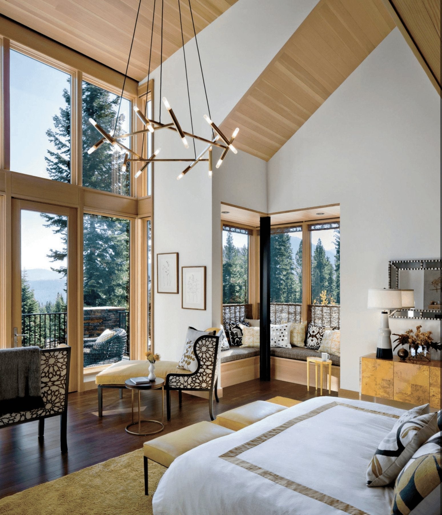Astra Modern Brass Chandelier-Neutral Decor