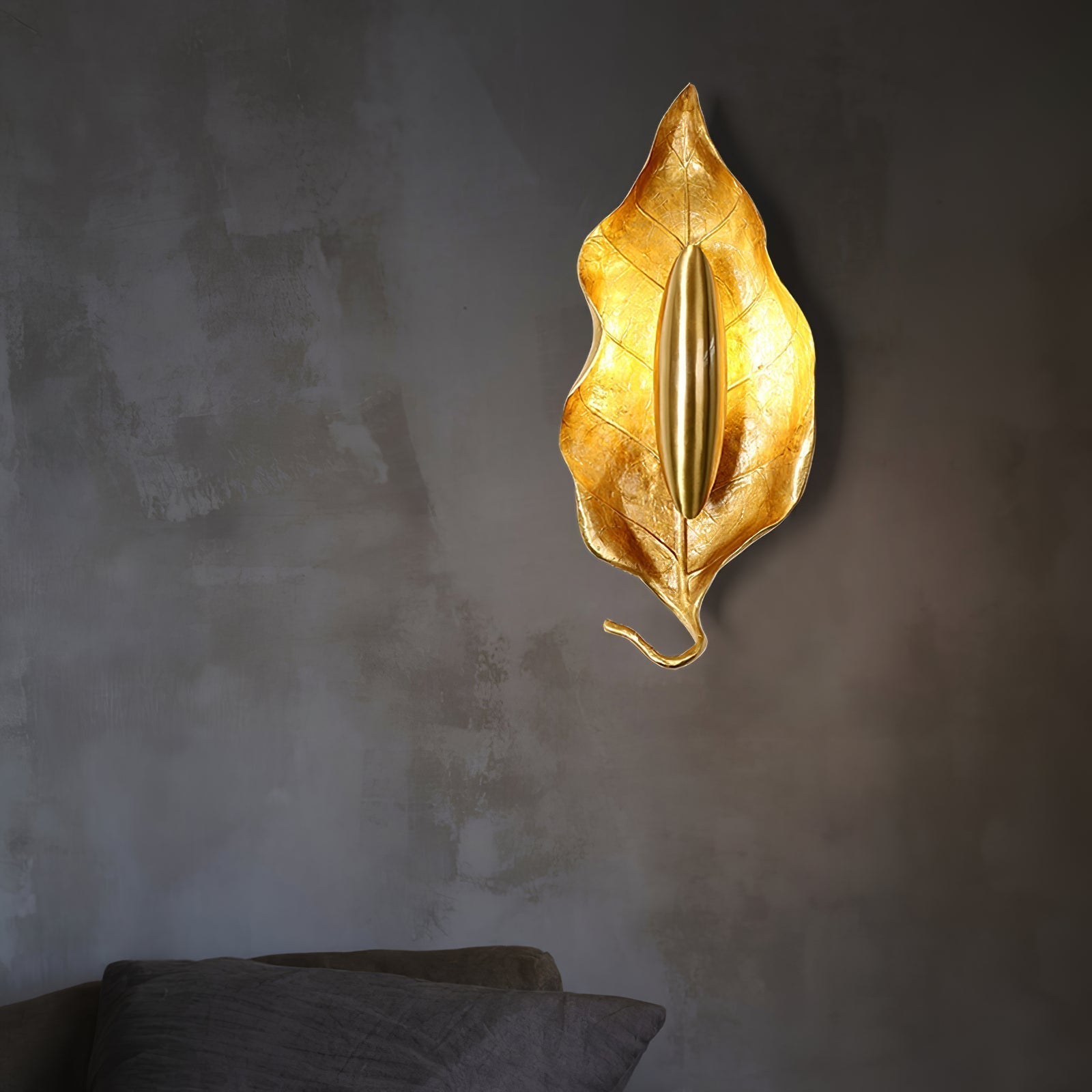 Corsel Nordic Art Leaf Brass Wall Lamp-Neutral Decor