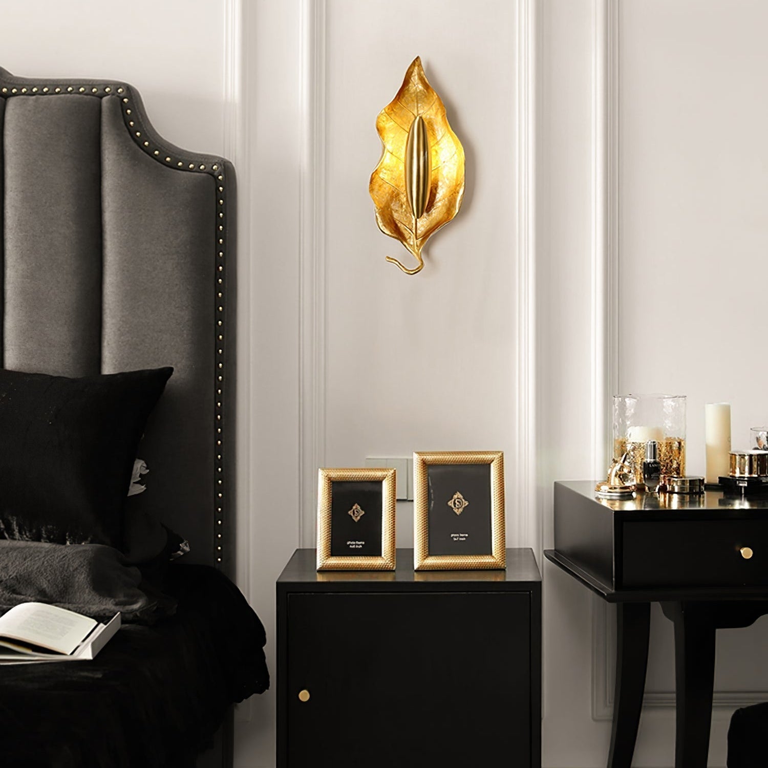 Corsel Nordic Art Leaf Brass Wall Lamp-Neutral Decor