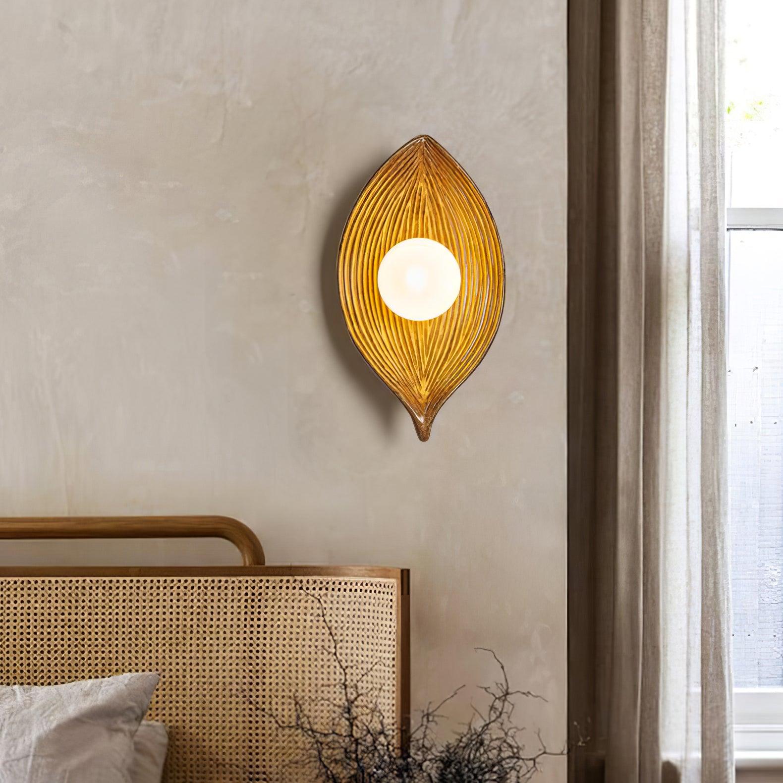 Lirixa Leaf Canoe Resin Sconce Wall lamp-Neutral Decor