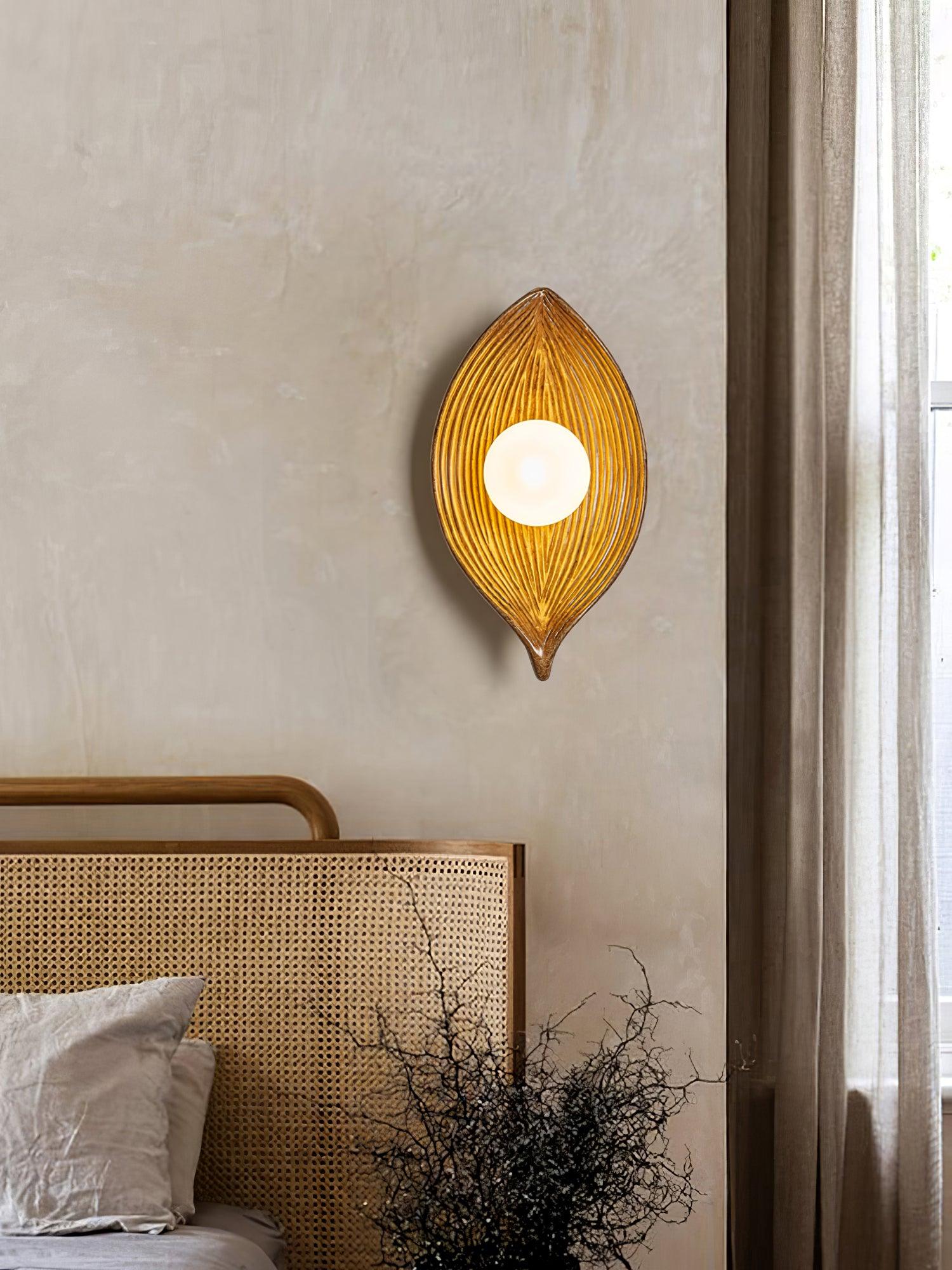 Lirixa Leaf Canoe Resin Sconce Wall lamp-Neutral Decor