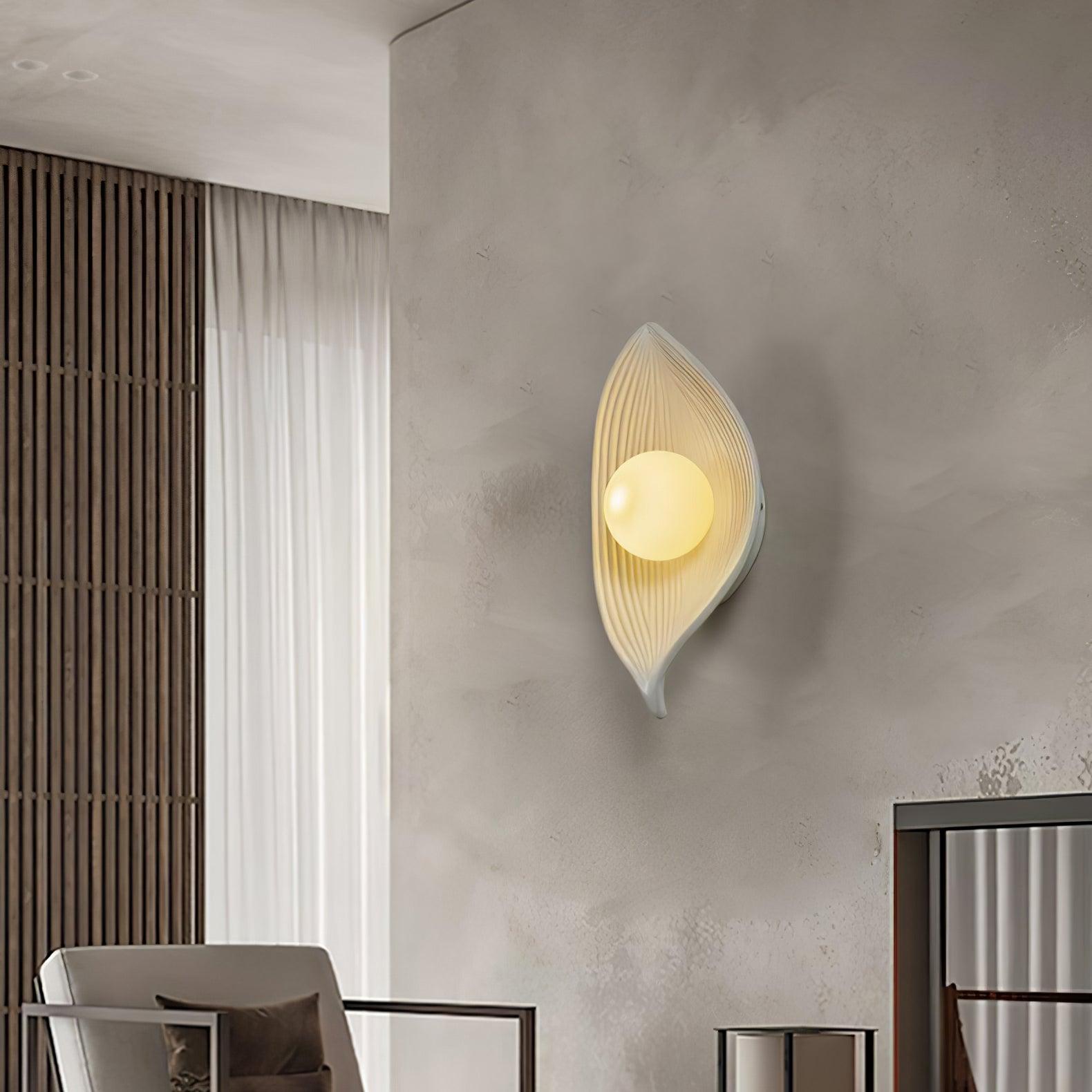 Lirixa Leaf Canoe Resin Sconce Wall lamp-Neutral Decor