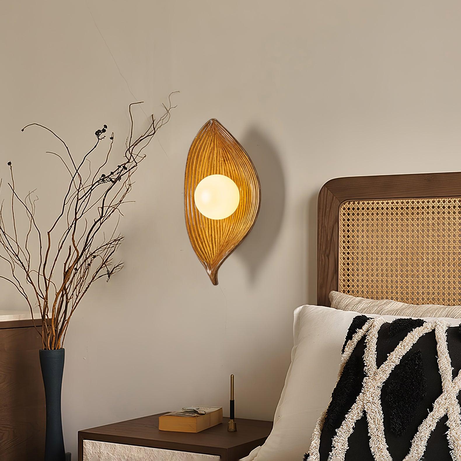 Lirixa Leaf Canoe Resin Sconce Wall lamp-Neutral Decor