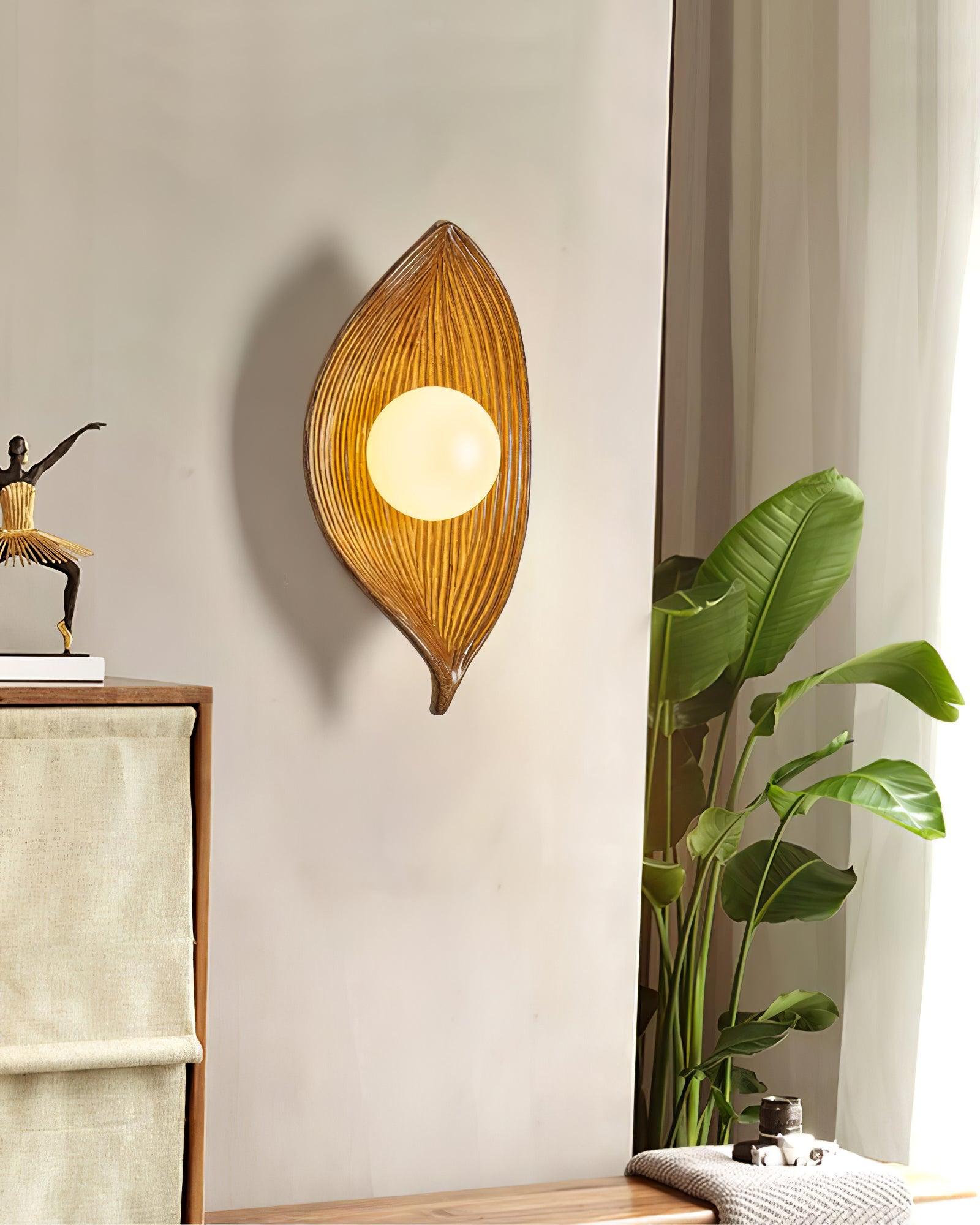 Lirixa Leaf Canoe Resin Sconce Wall lamp-Neutral Decor